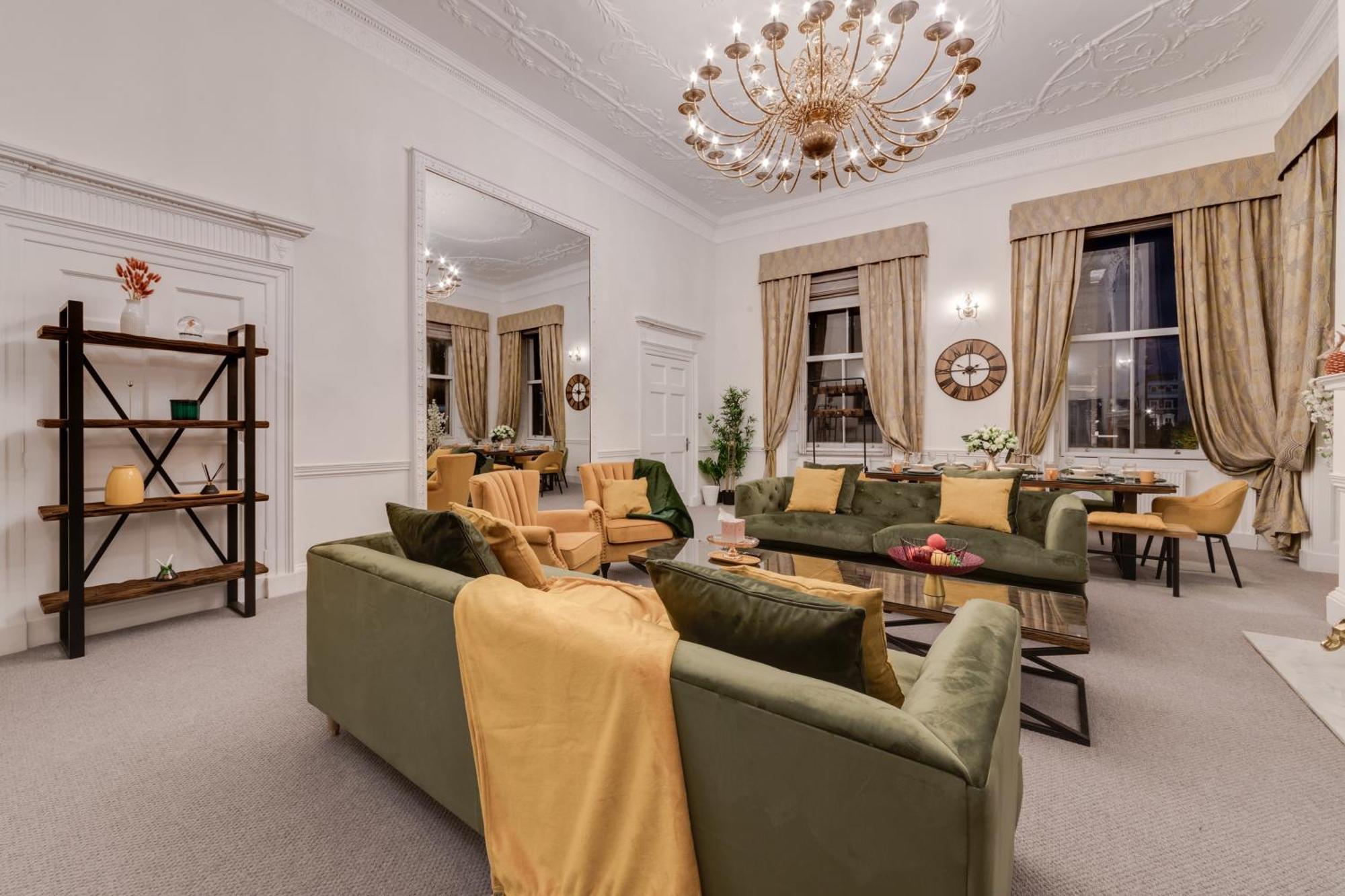 Luxury 3 Bedroom Duplex With Pool Table - 4hs Appartement Londres
