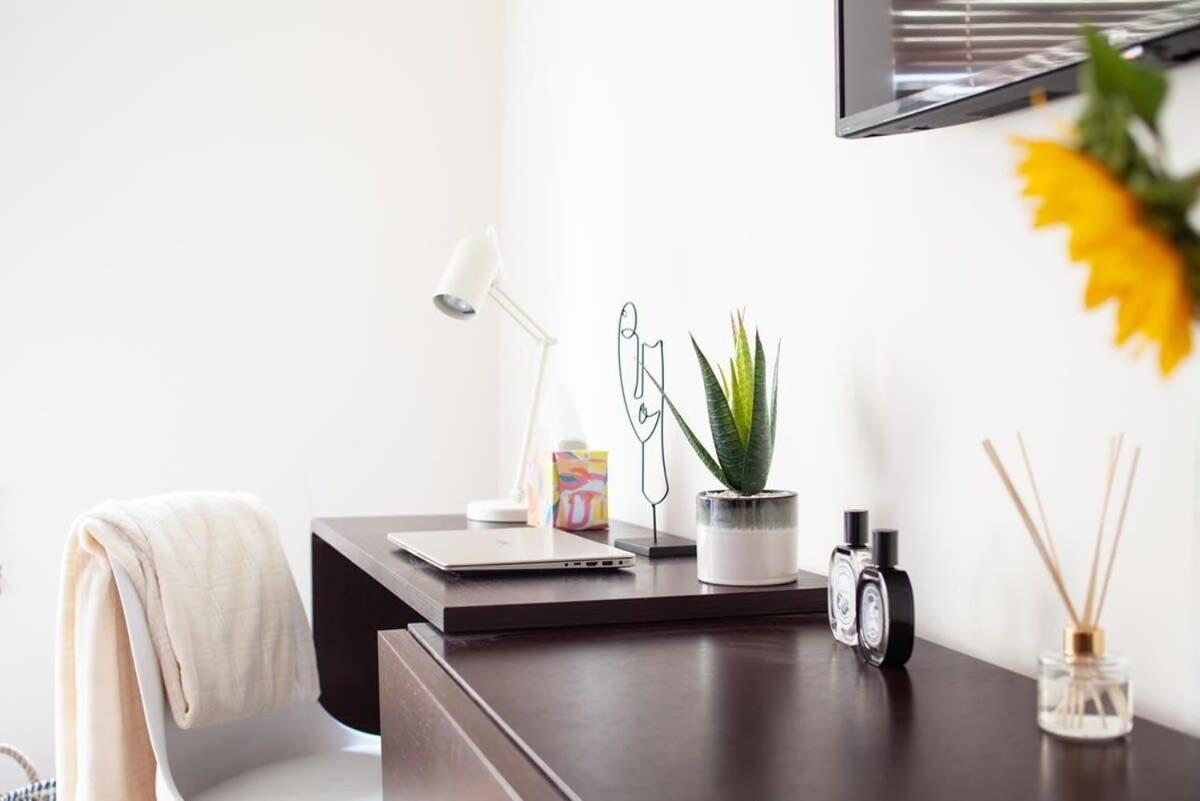 Apartamento Modern And Comfortable Air-conditioned 2br Flat