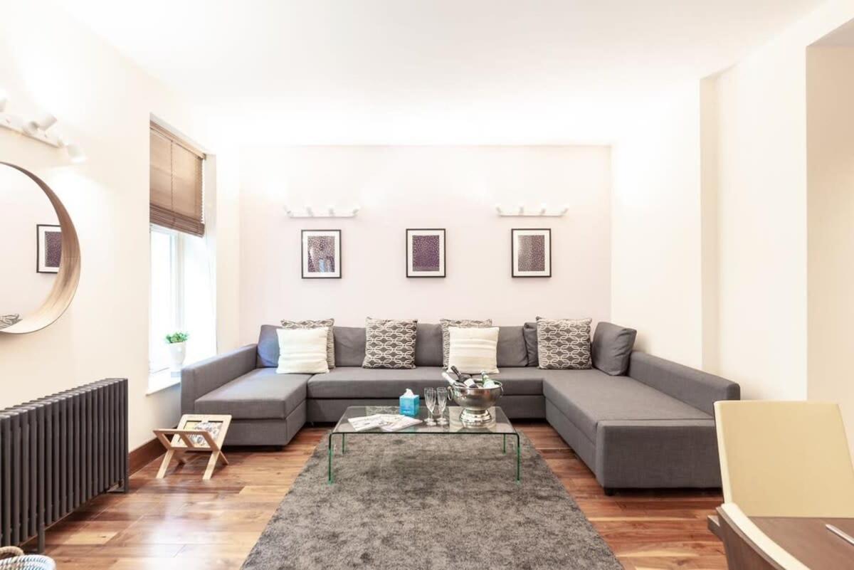 Apartamento Modern And Comfortable Air-conditioned 2br Flat