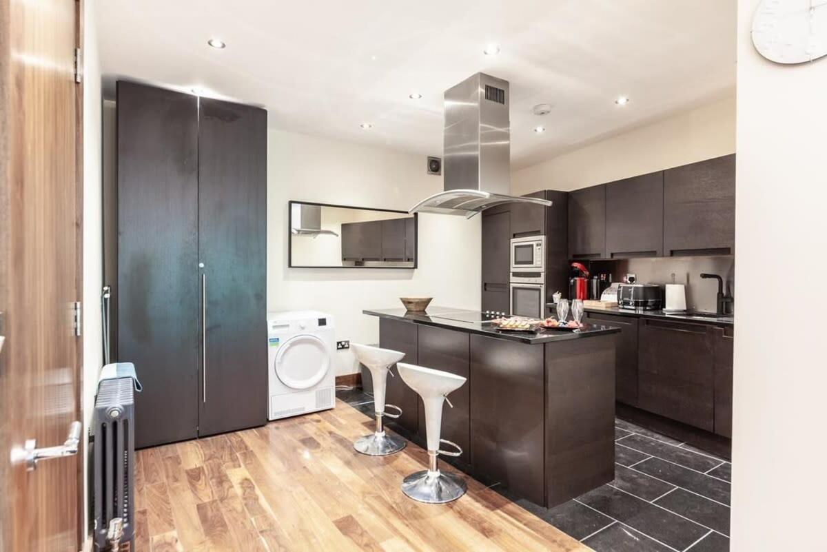 Modern And Comfortable Air-conditioned 2br Flat Apartamento *