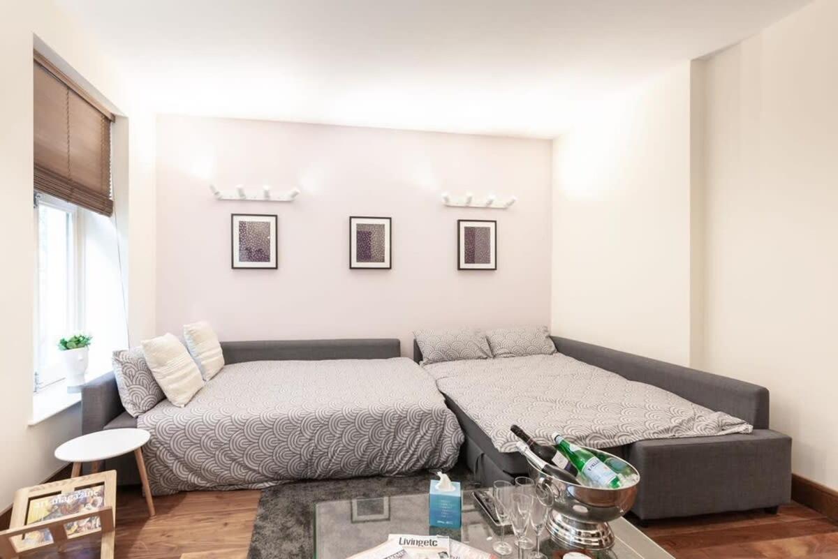 Modern And Comfortable Air-conditioned 2br Flat Apartamento