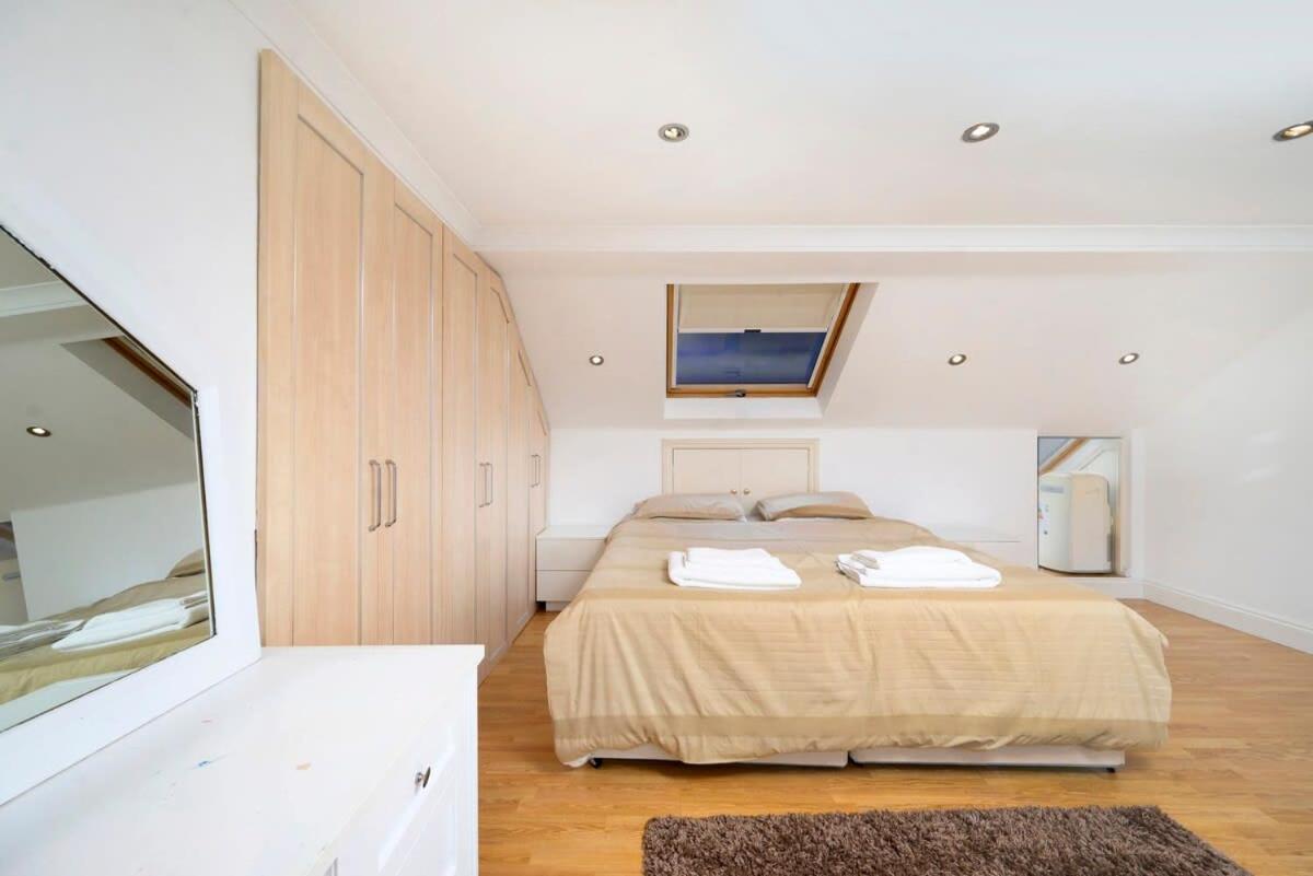 Hébergement de vacances Chic 3br - Eats And Sights Closeby Londres