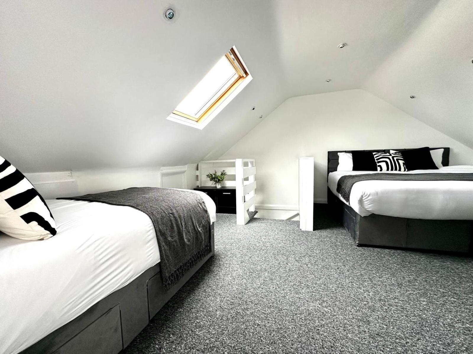 Appartement Serviced 4 Bed 2 Bath Manor Park House Londres