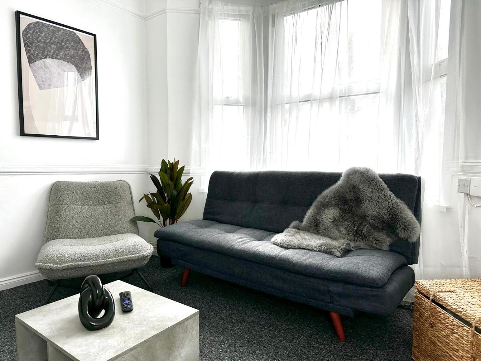 Appartement Serviced 4 Bed 2 Bath Manor Park House Londres