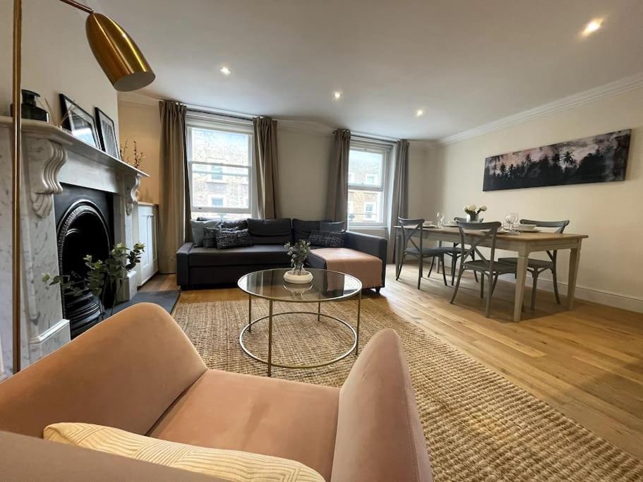 Chic Duplex Marylebone Apartment London