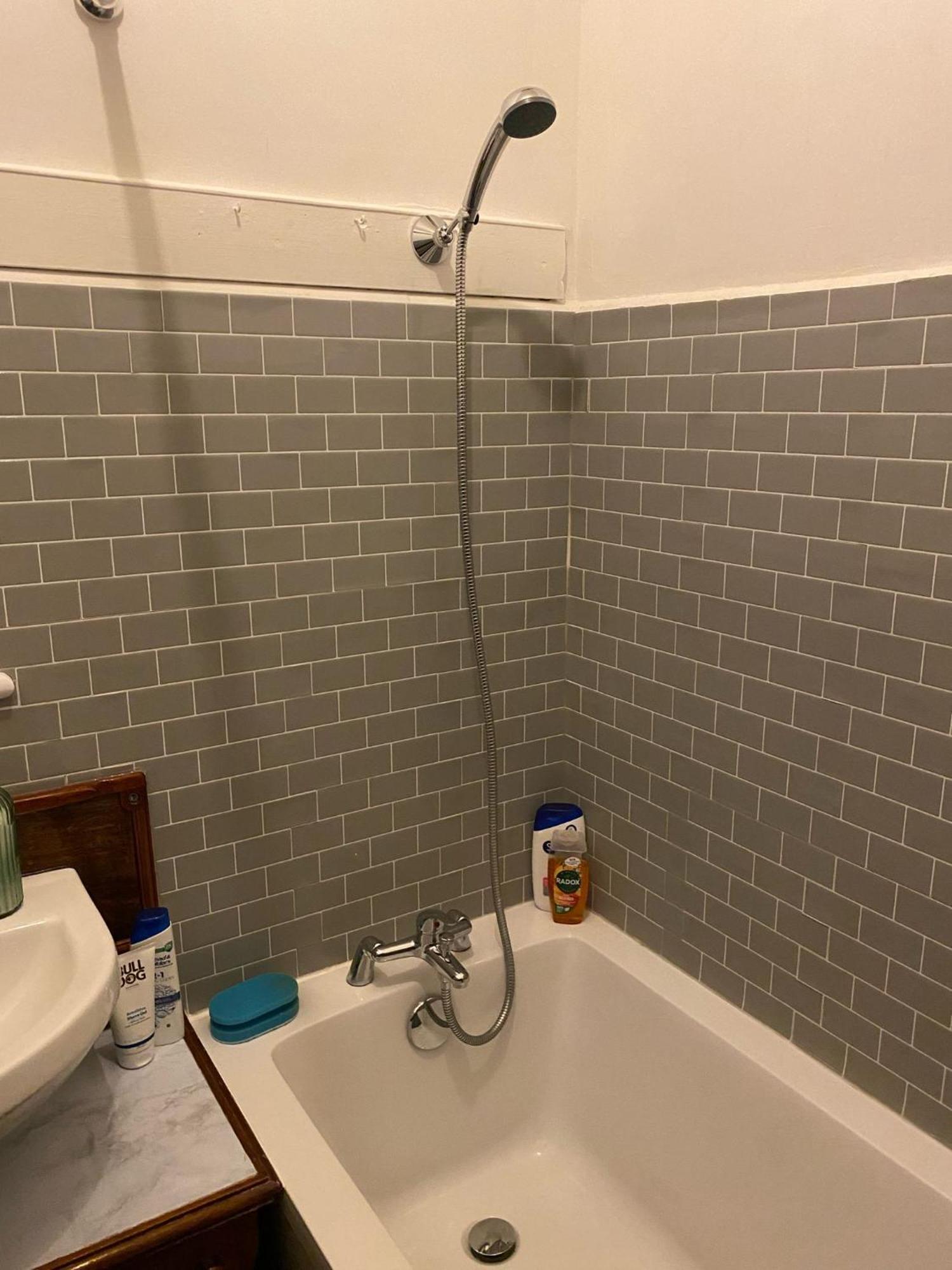 Spacious, Parkside 3.5bed House, Great Access! Appartement Londen