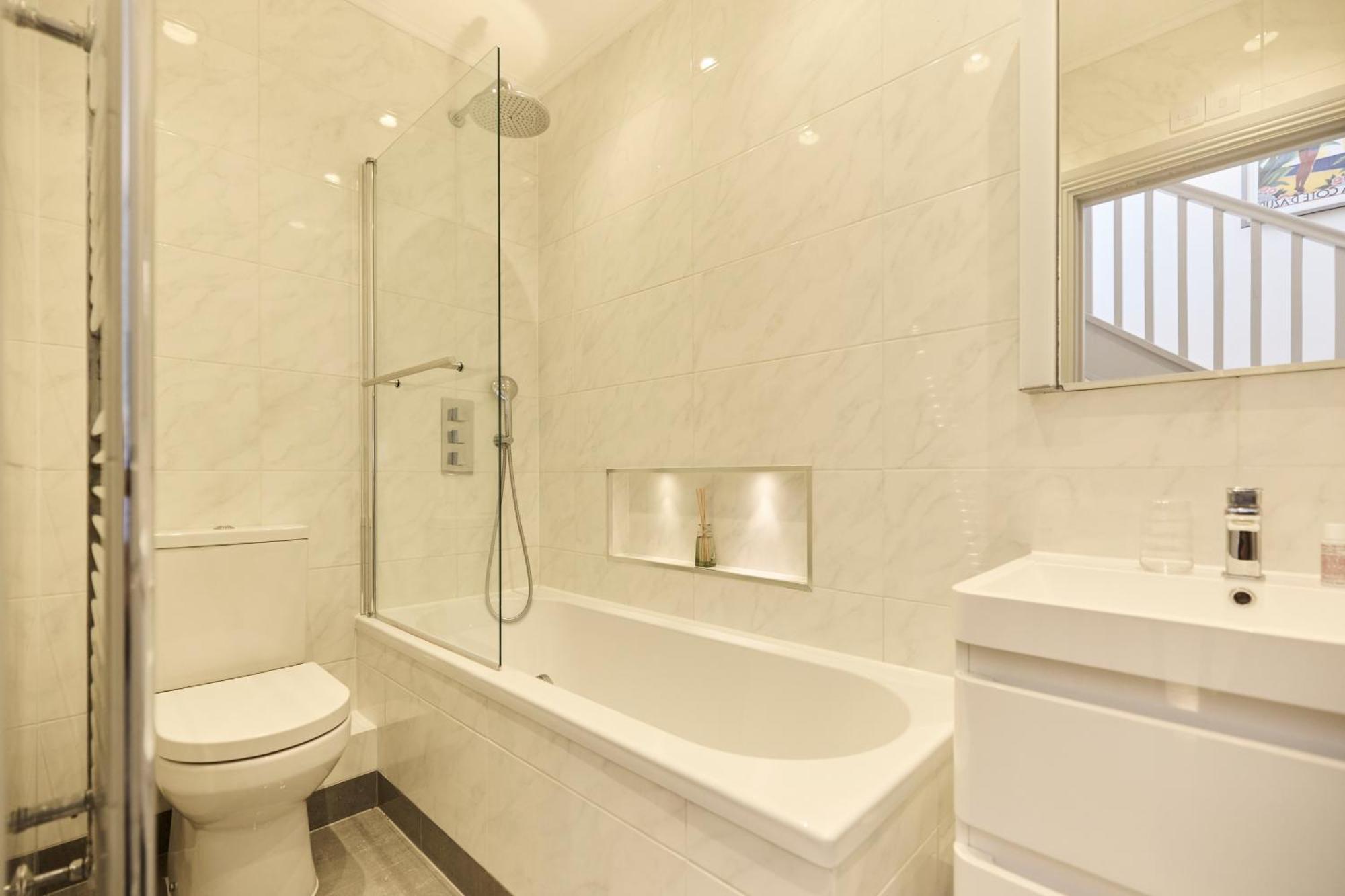 Apartamento The Leghorn Quarters - Modern 3bdr With Balcony Londres
