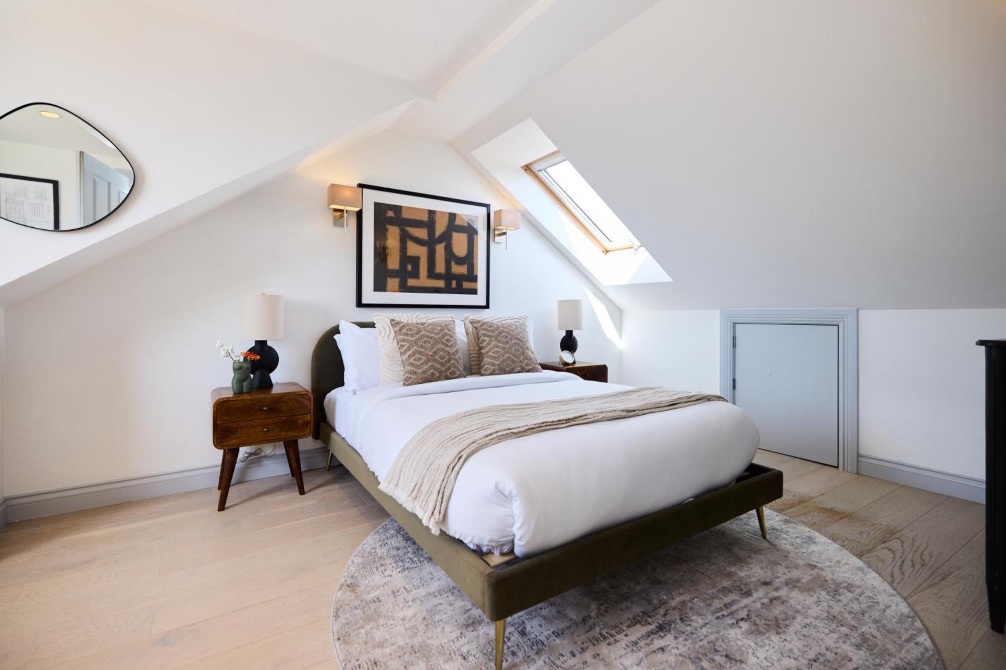 The Leghorn Quarters - Modern 3bdr With Balcony Londres