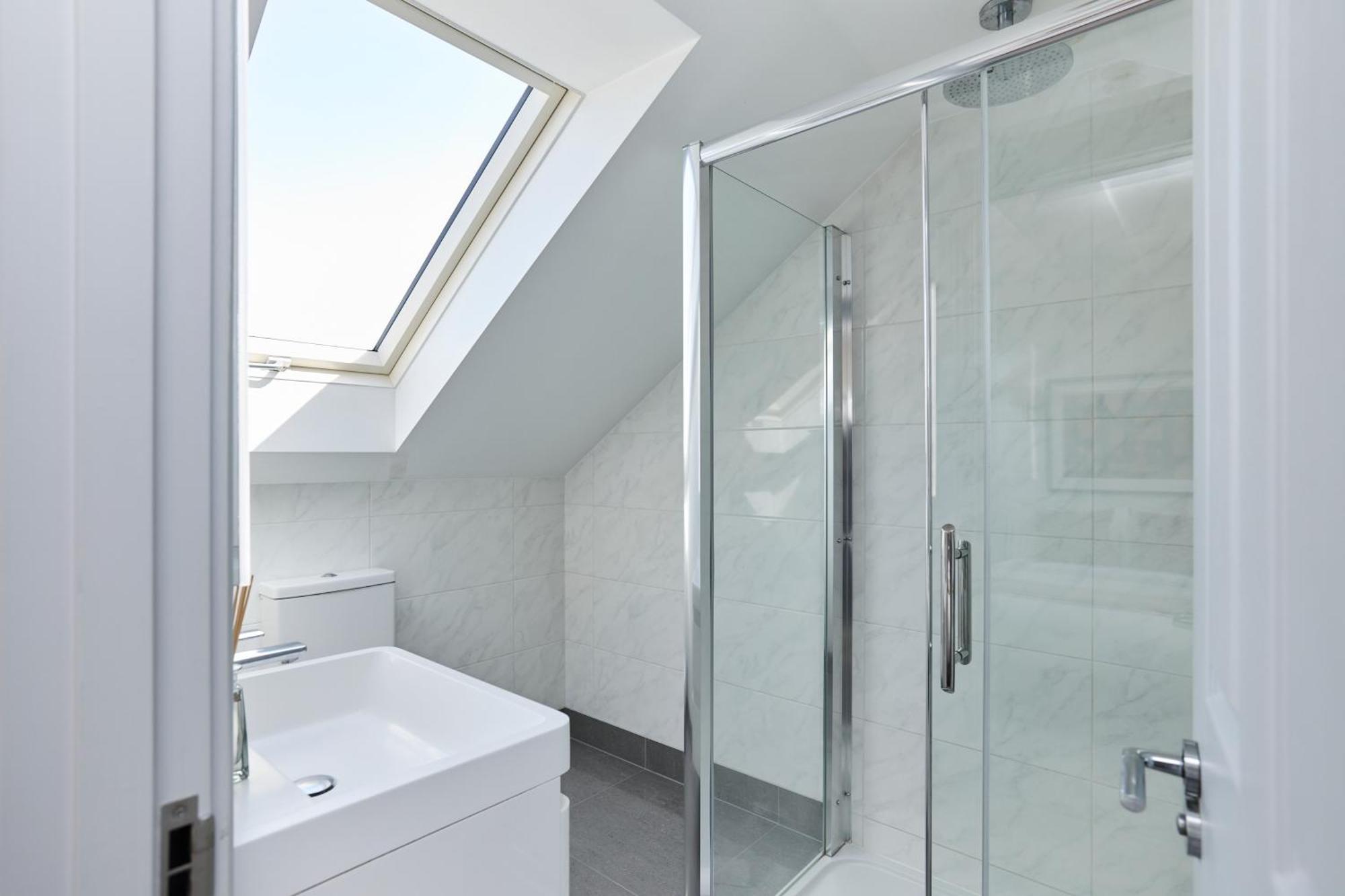 The Leghorn Quarters - Modern 3bdr With Balcony Apartamento