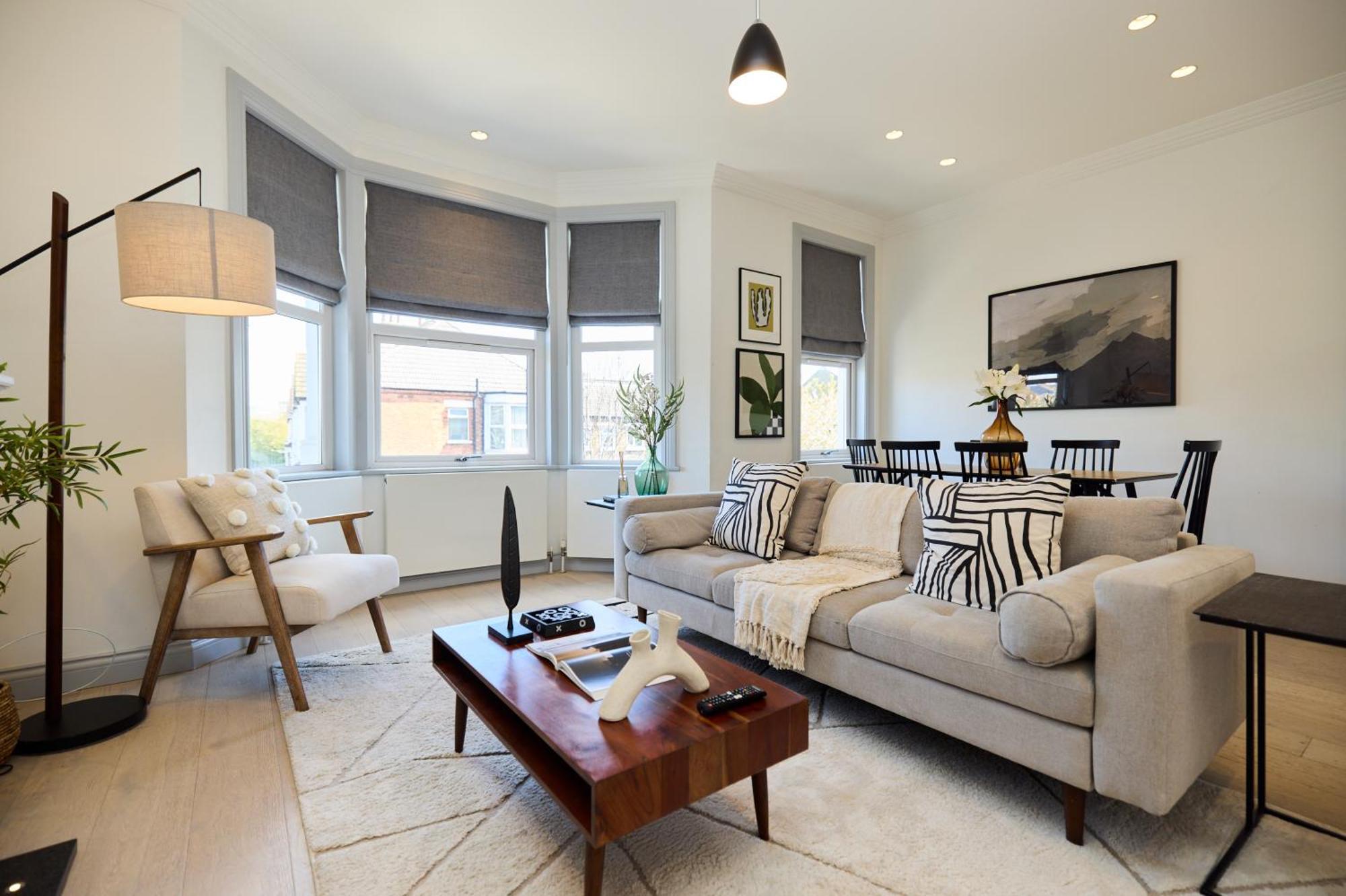 The Leghorn Quarters - Modern 3bdr With Balcony Apartamento