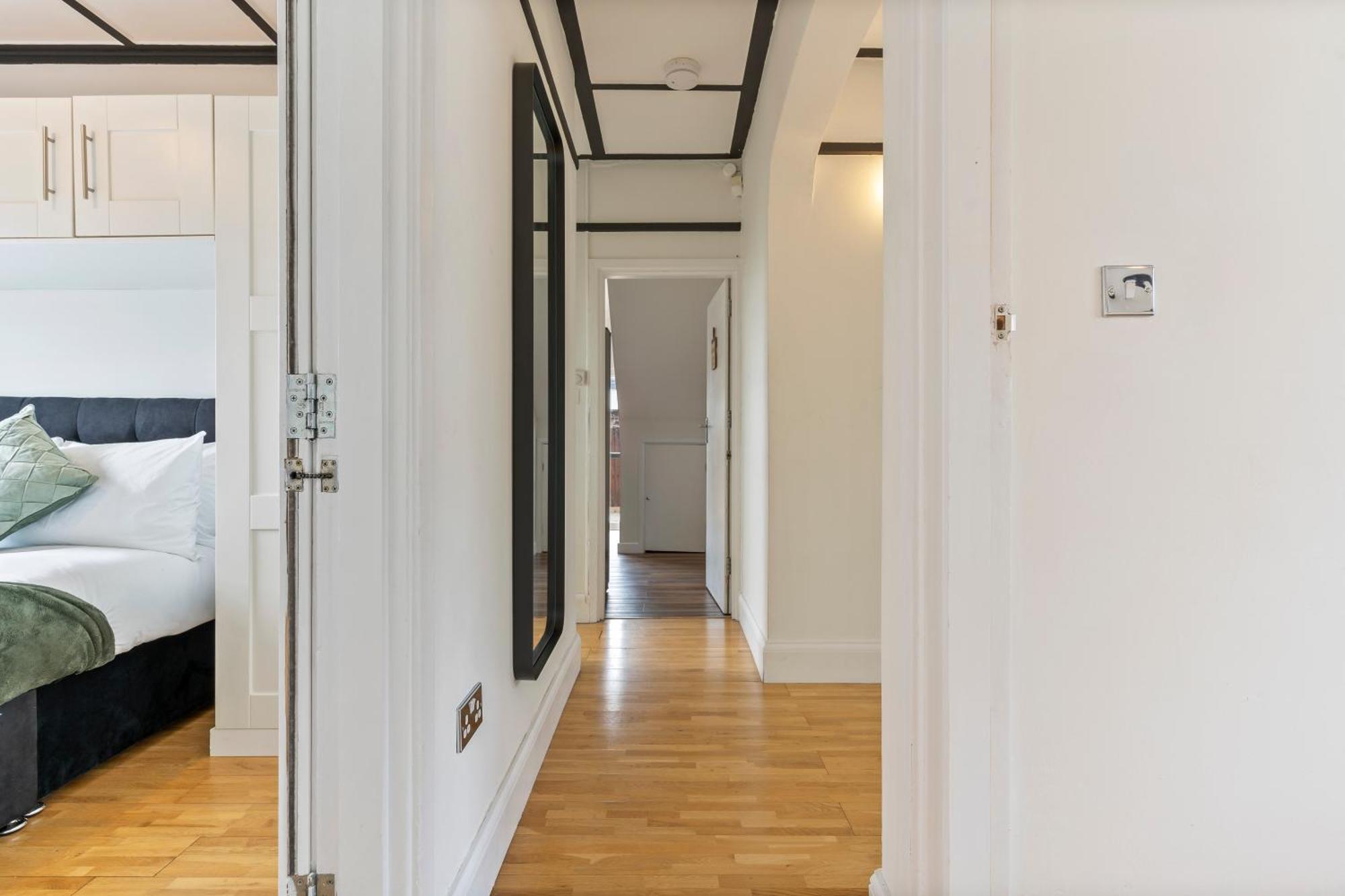 Heart Of Acton - Perfect For Large Groups Apartamento