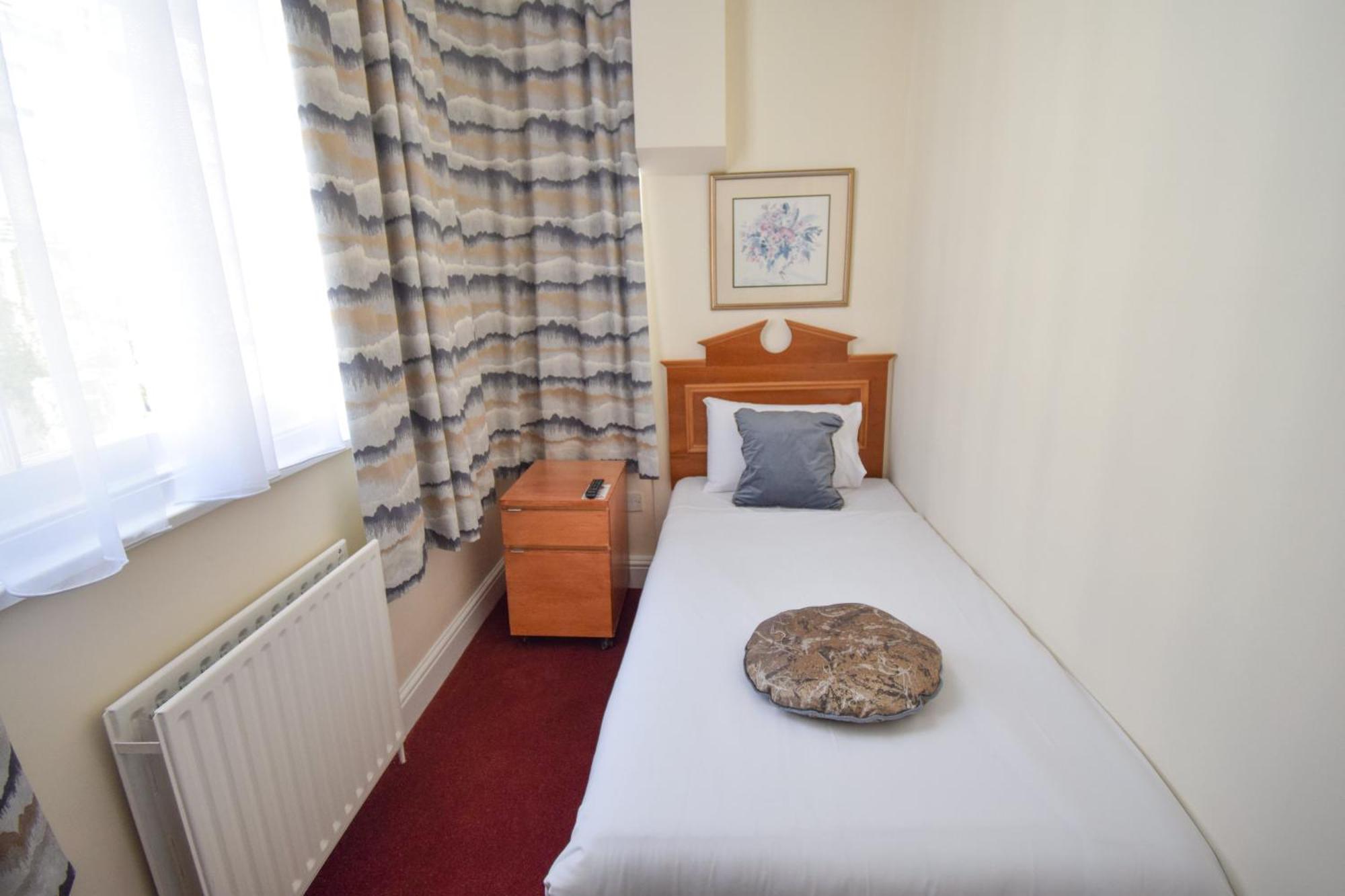 Pembridge Palace London