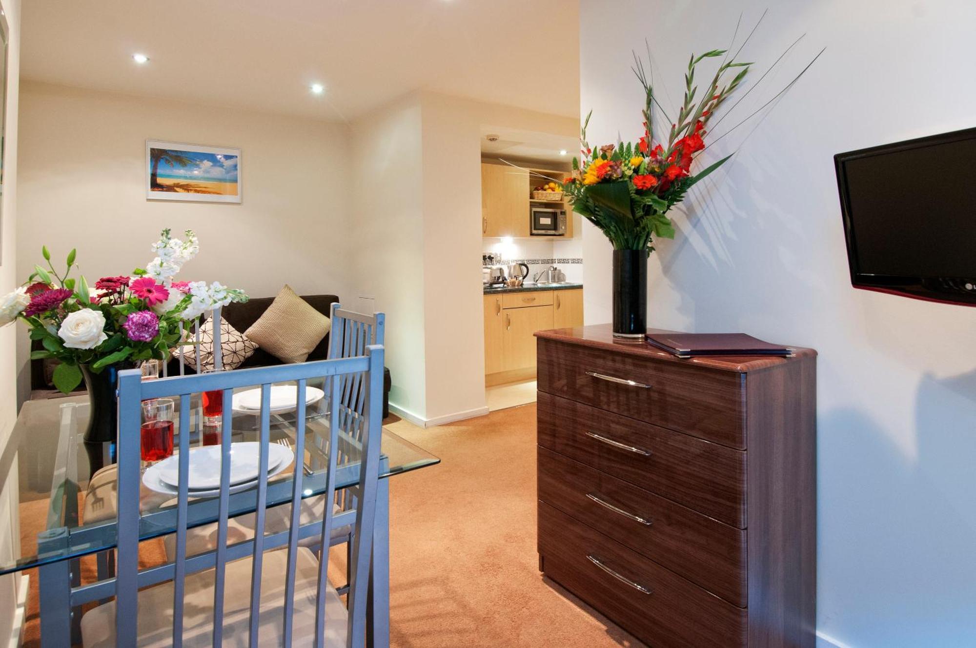 Grand Plaza Con Servicio Londres