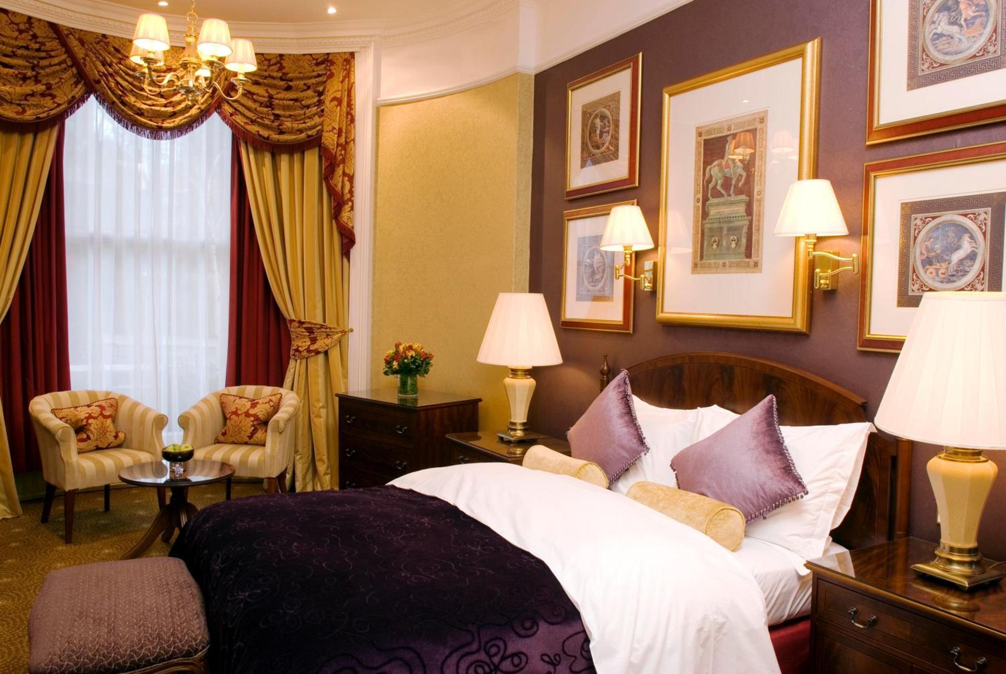 Hotel The Colonnade