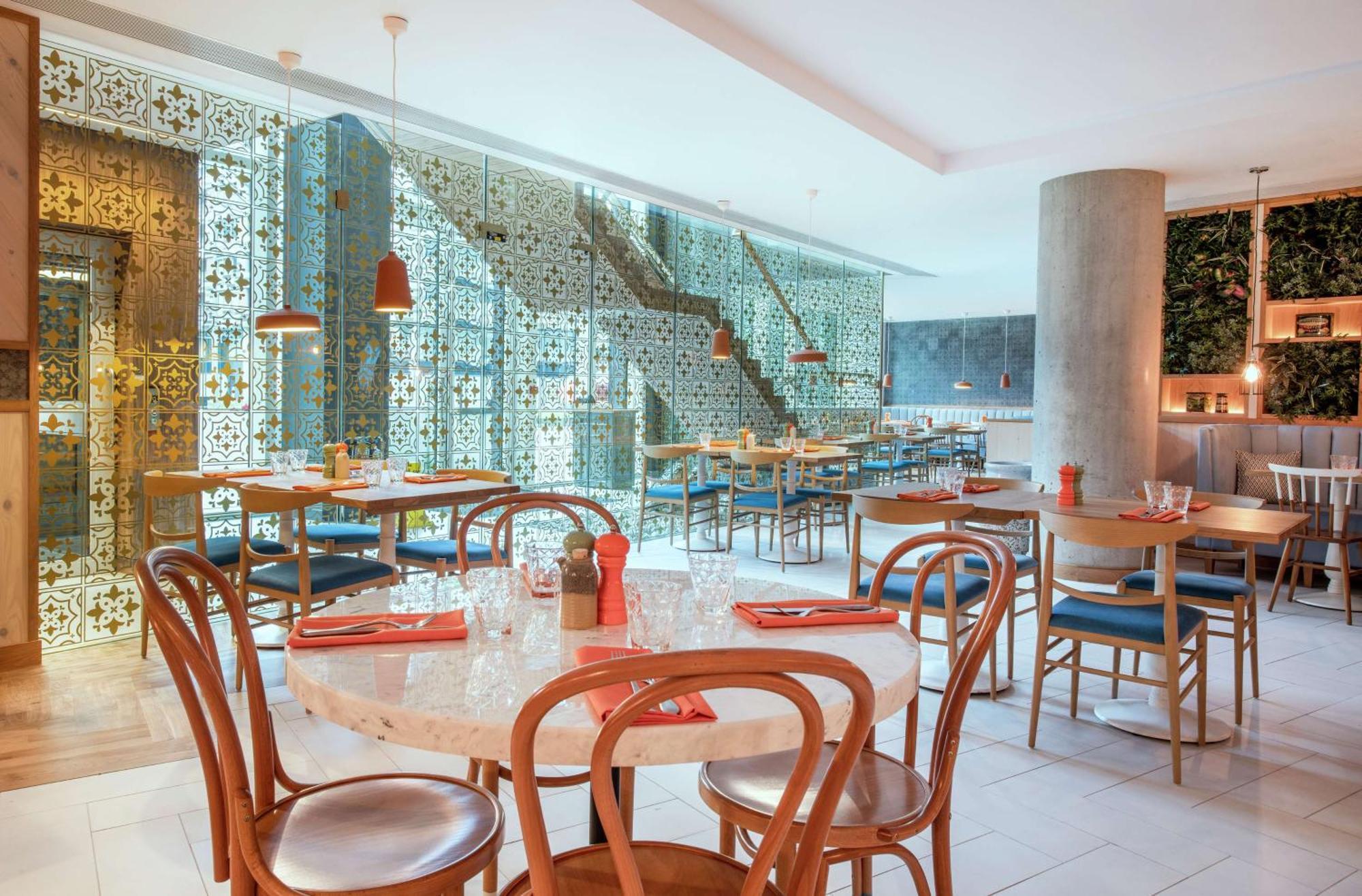 Lincoln Plaza London, Curio Collection By Hilton Londres