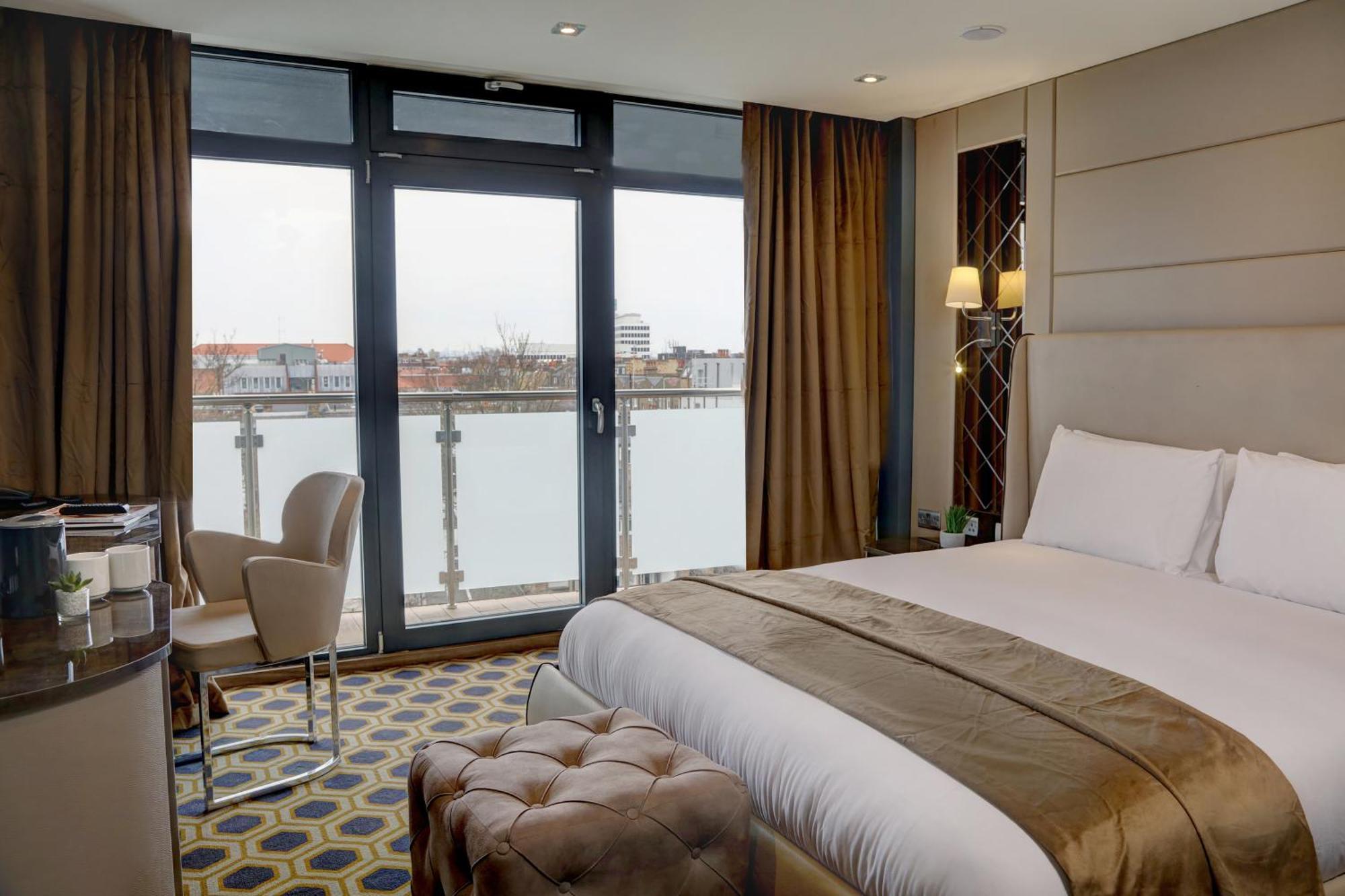 Putney Hotel; Bw Signature Collection Londen
