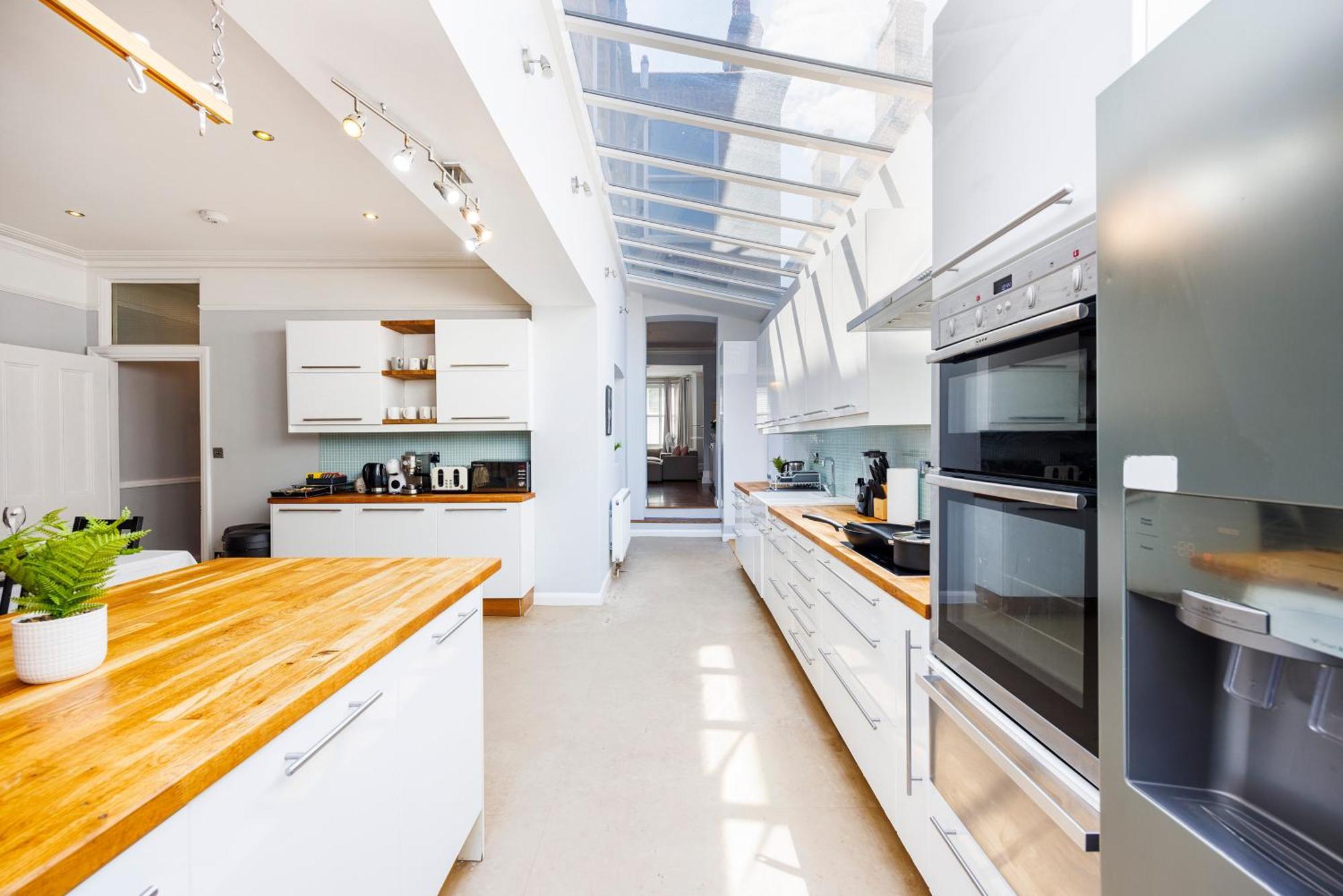 Casa de Férias 6 Bedroom House By Av Acton Sleeps 11 Free Parking