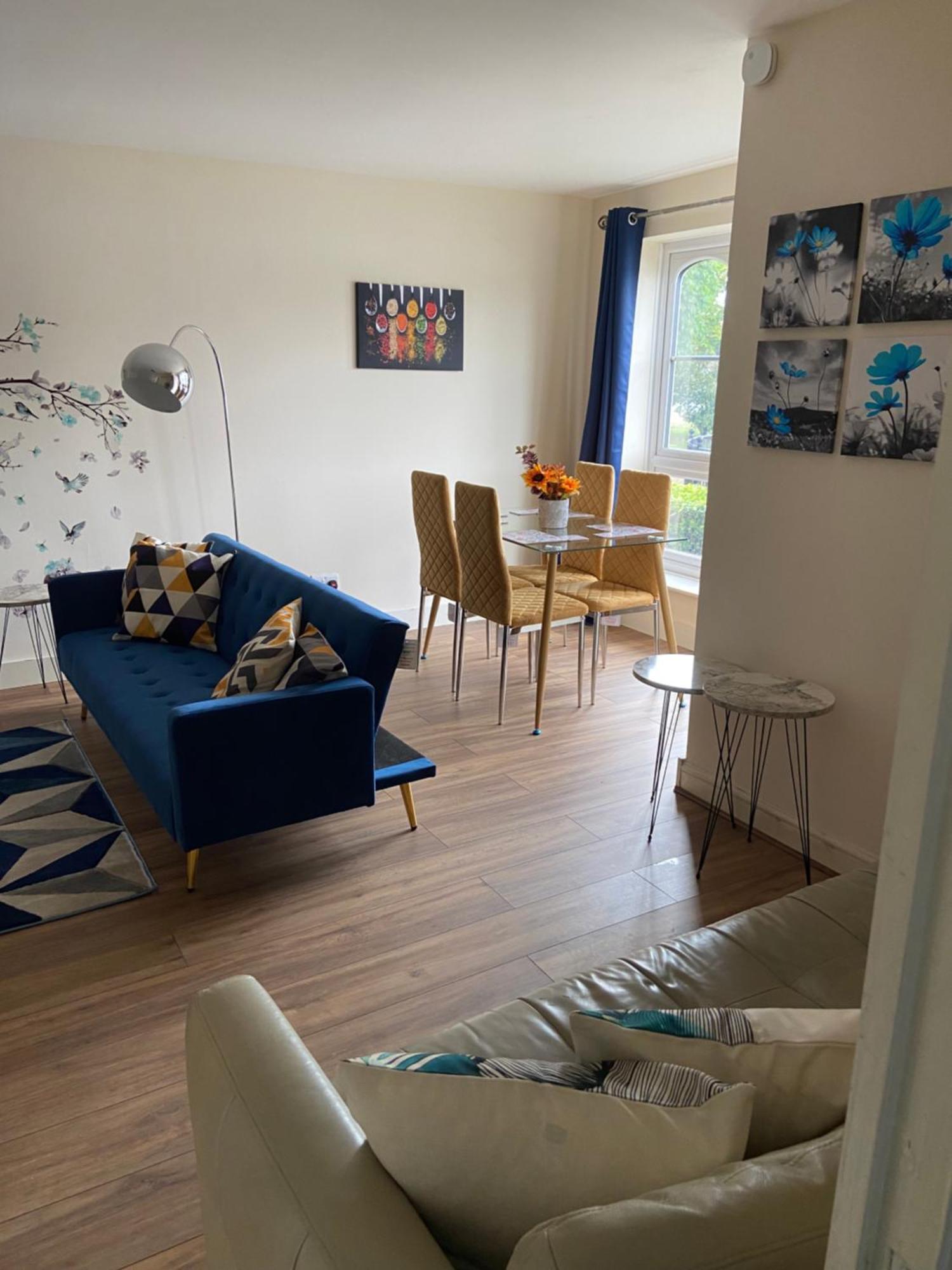 Apartamento Beautiful 2 Bed Waterfront With Parking Perfect For Canary Wharf - 2 Bed 2 Bath With High Speed Wifi And Netflix And Parking Londres