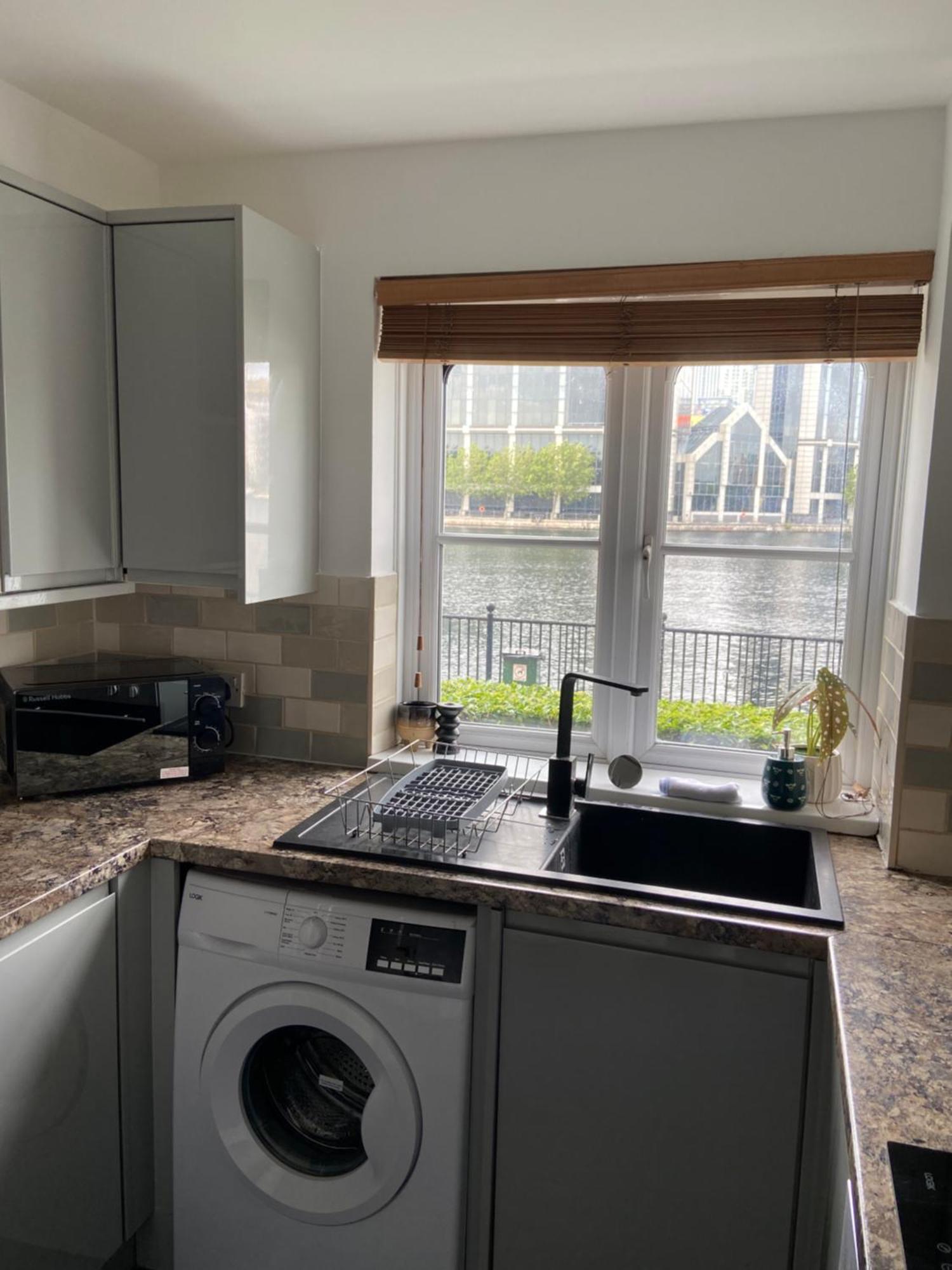 Apartamento Beautiful 2 Bed Waterfront With Parking Perfect For Canary Wharf - 2 Bed 2 Bath With High Speed Wifi And Netflix And Parking Londres