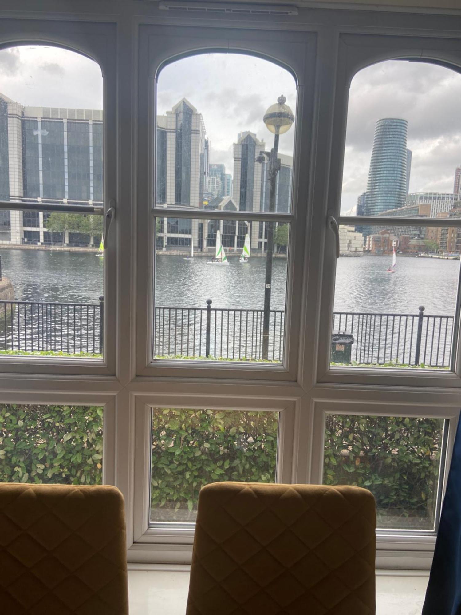 Apartamento Beautiful 2 Bed Waterfront With Parking Perfect For Canary Wharf - 2 Bed 2 Bath With High Speed Wifi And Netflix And Parking