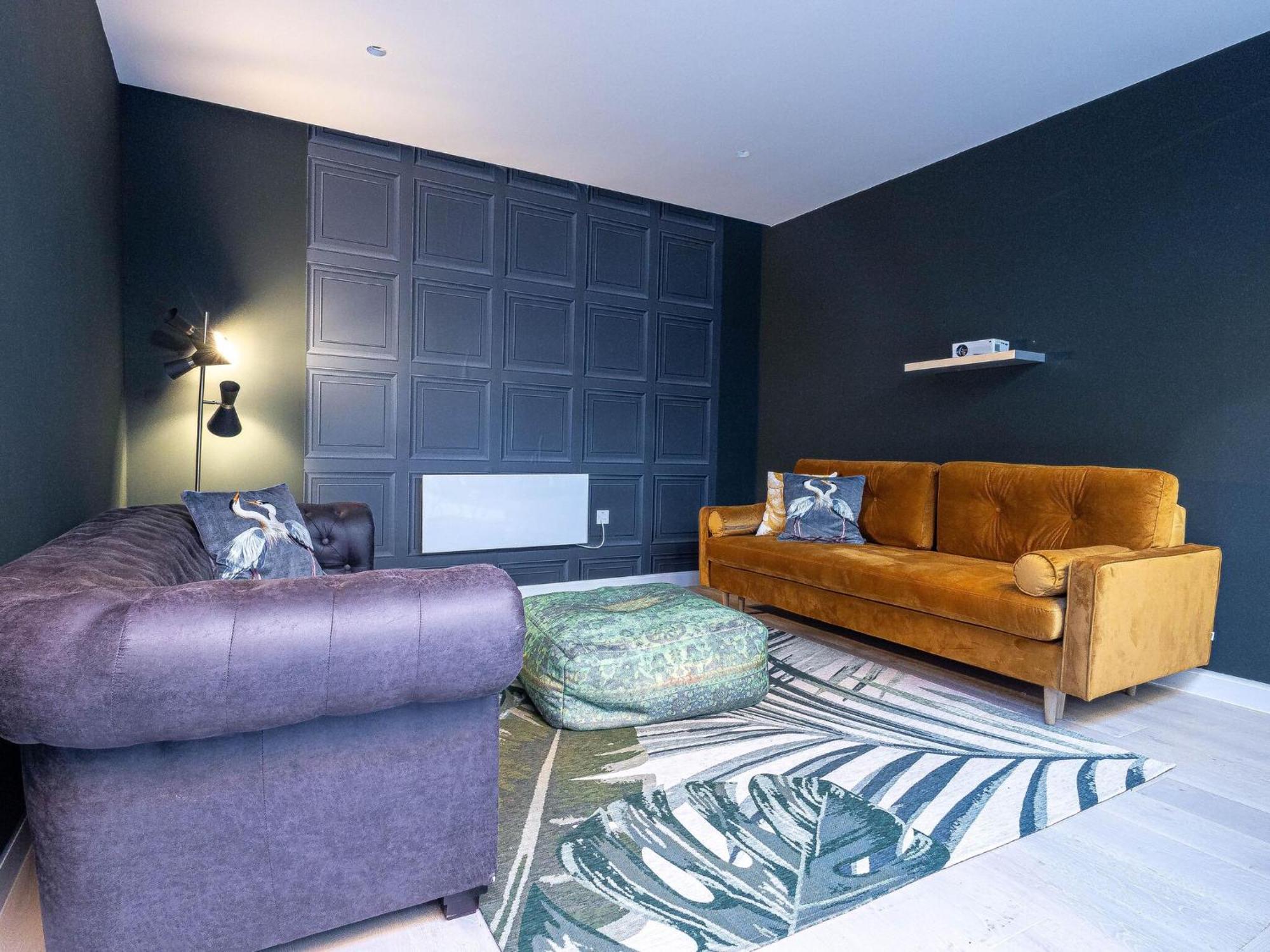 Apartamento The Arches Luxurious Three Bedroom Close To Hampstead Heath With Garden Balcony And Courtyard