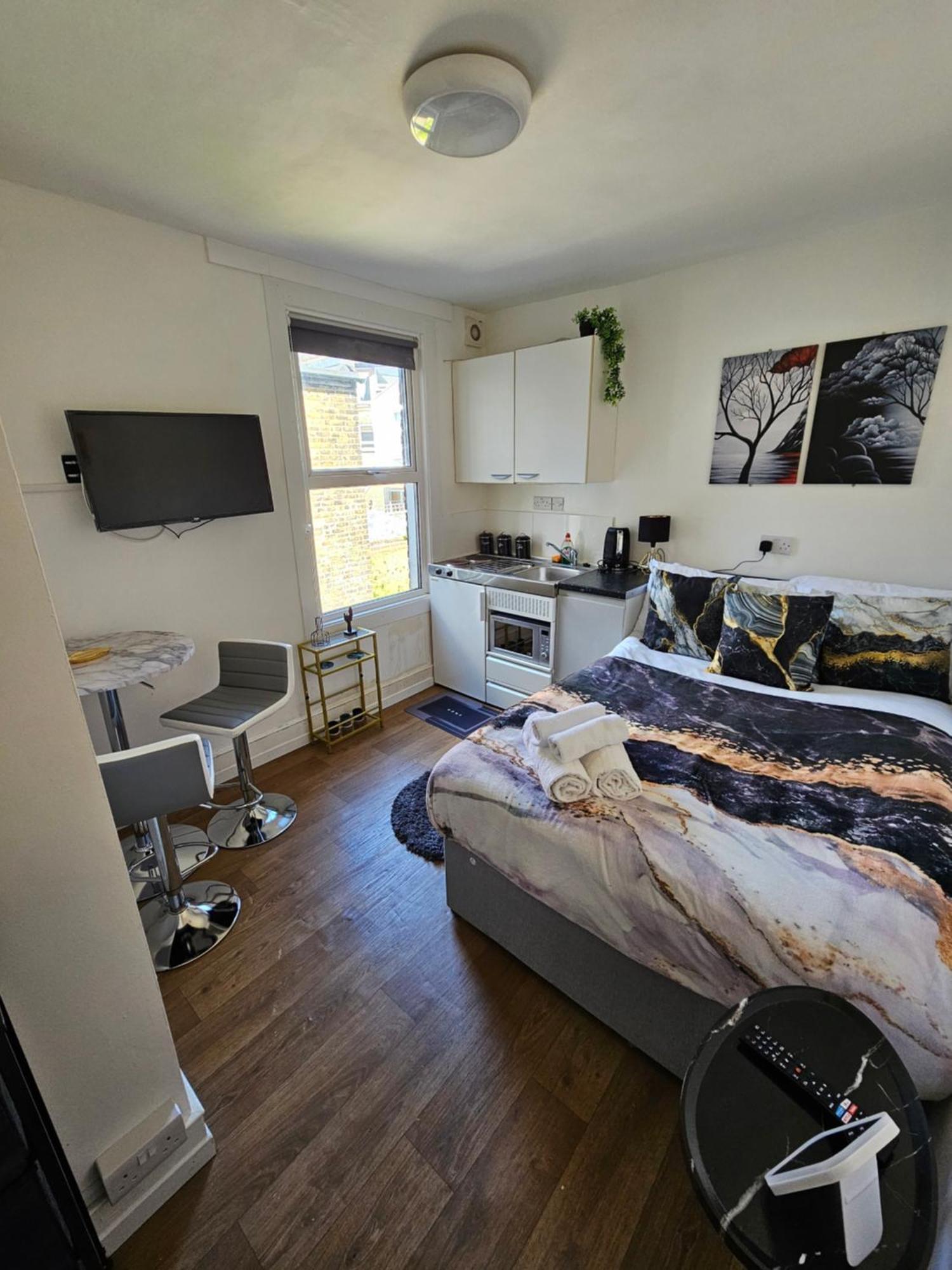 Apartamento Tiny Studio, 30 Min To St. Pancras, North Londres