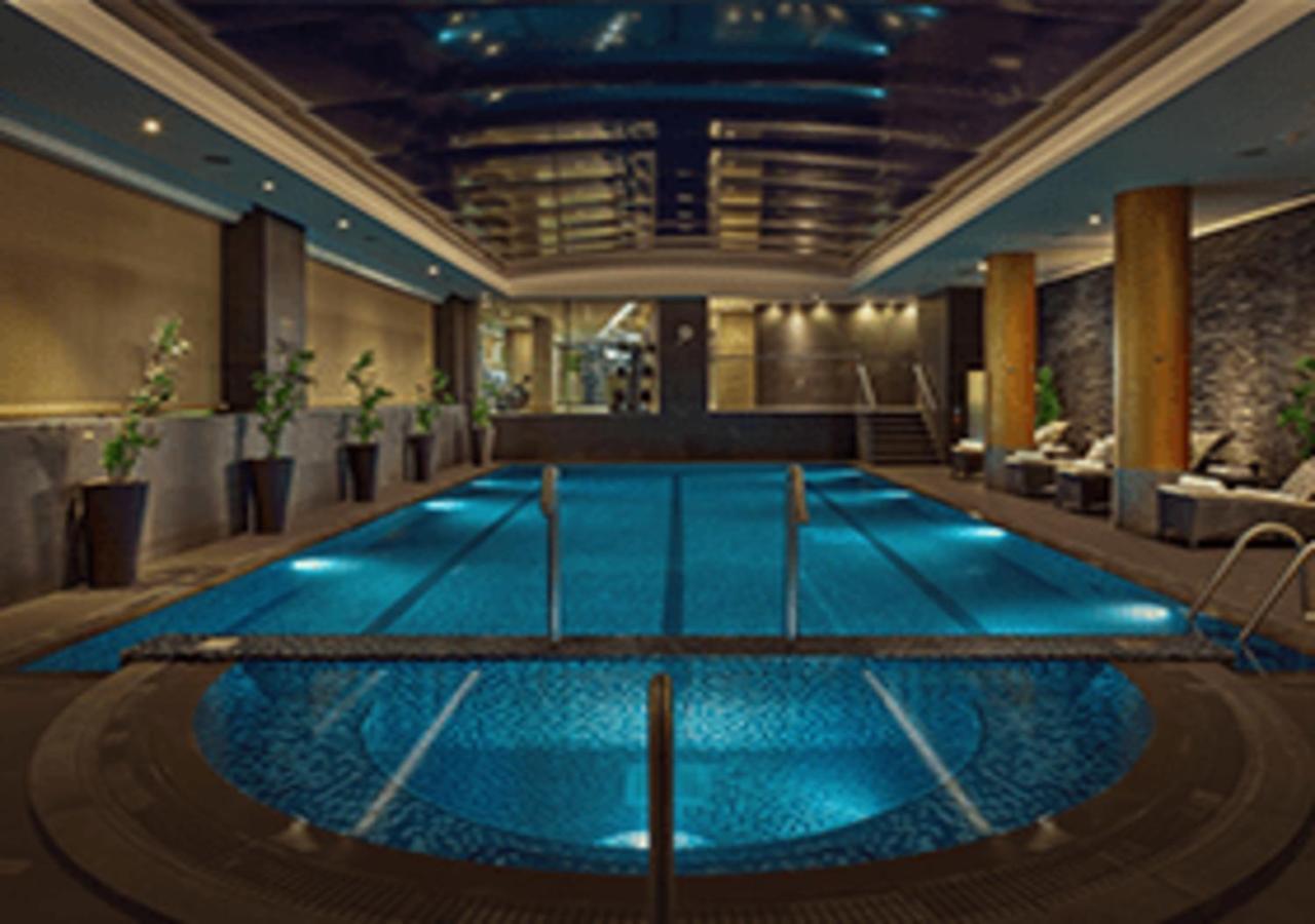 Luxury Riverside