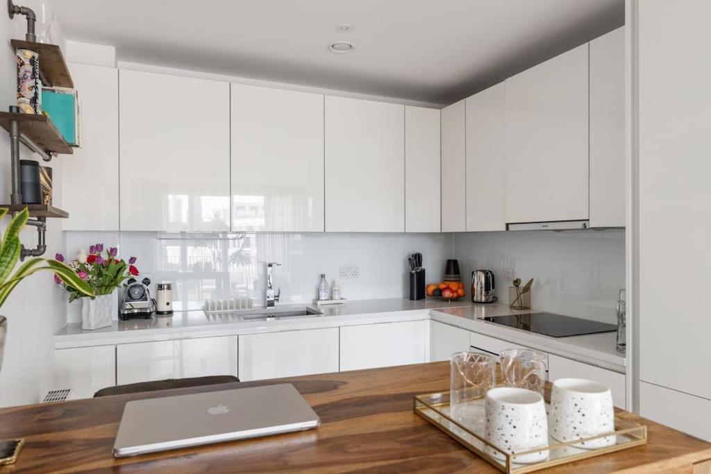 Appartement Modern New 1-bedroom Stunning Views Londres