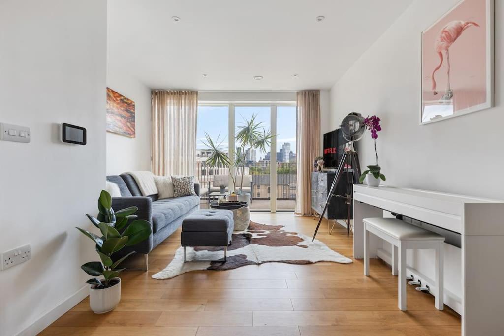 Modern New 1-bedroom Stunning Views Londres