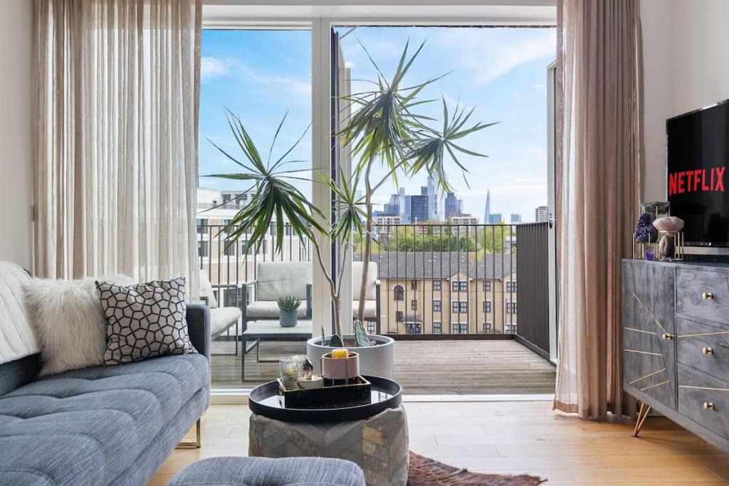 Modern New 1-bedroom Stunning Views Londres
