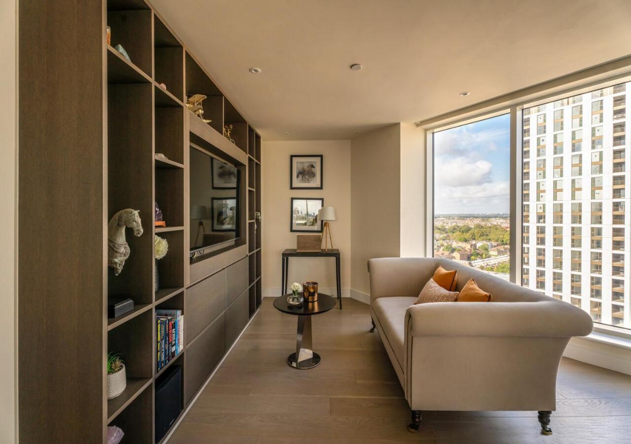 Luxury Riverside