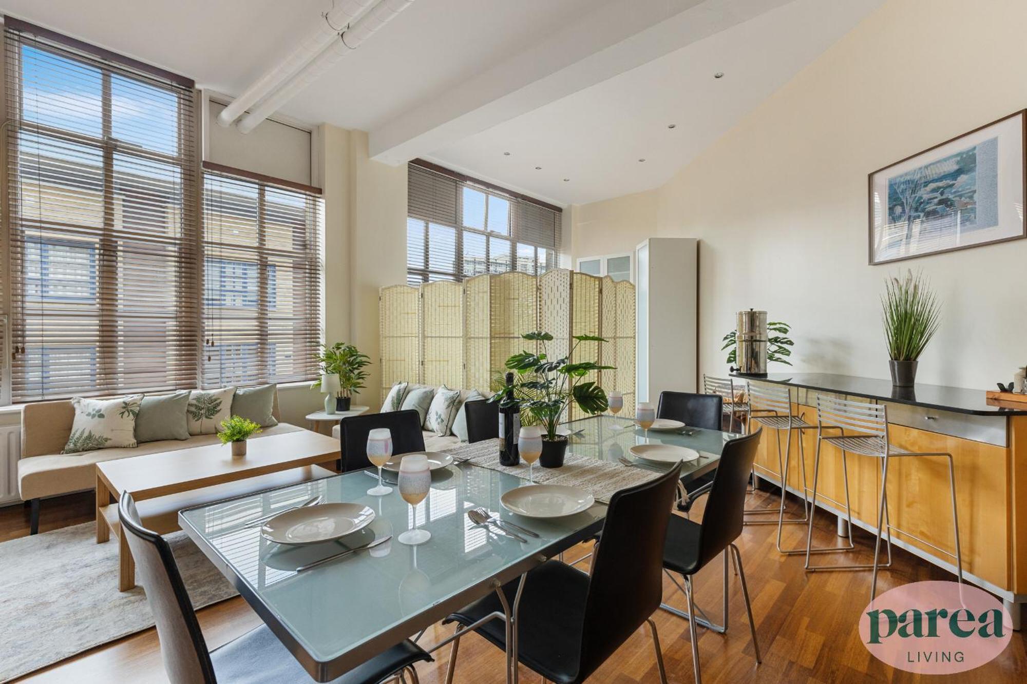 Parea Living - Spacious 3 Bed Flat, Canary Wharf Views With Parking Londres