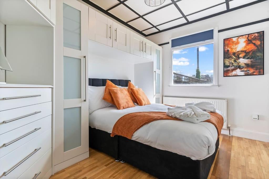 Appartement Heart Of Acton - Free Parking - Perfect For Contractors