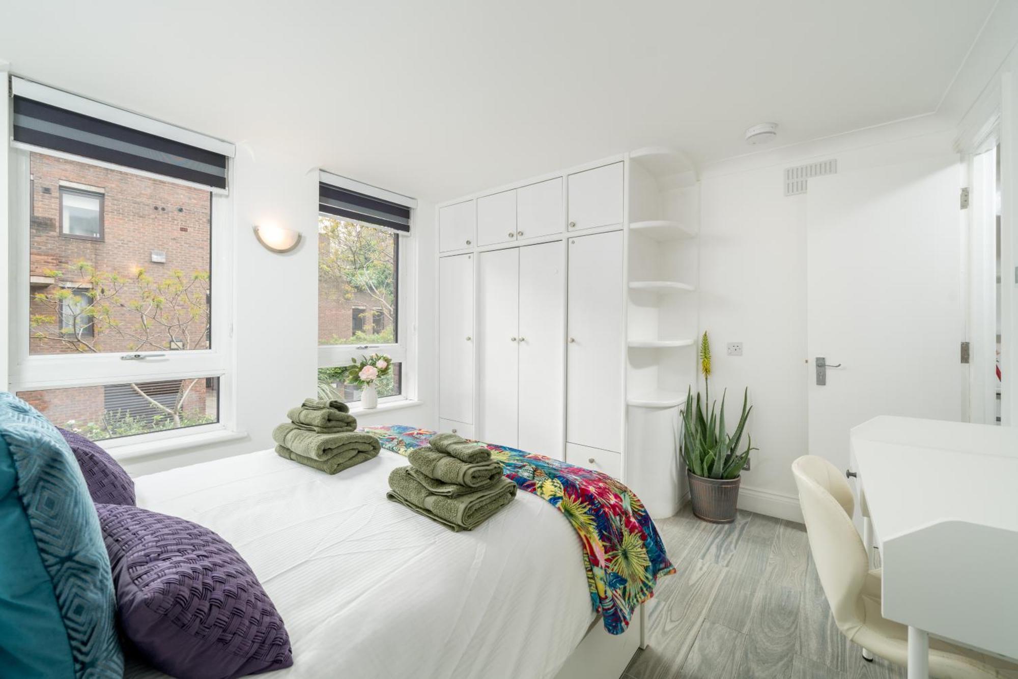 Apartamento Beautiful & Serene Flat In The Heart Of *