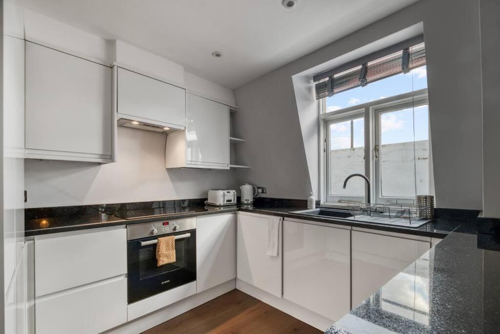 Modern 2 Bed 2 Bath Chelsea Londres