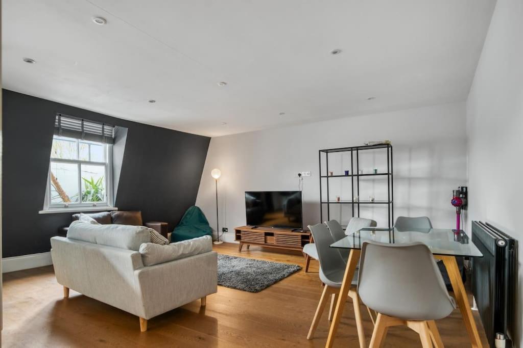 Apartamento Modern 2 Bed 2 Bath Chelsea Londres