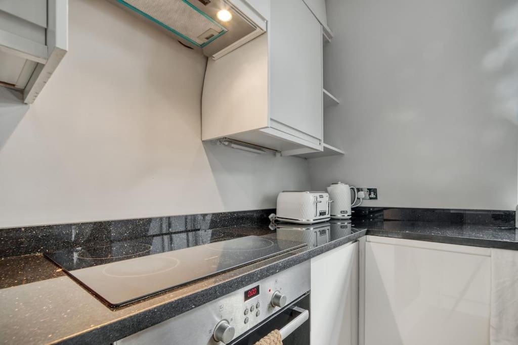 Modern 2 Bed 2 Bath Chelsea Londres