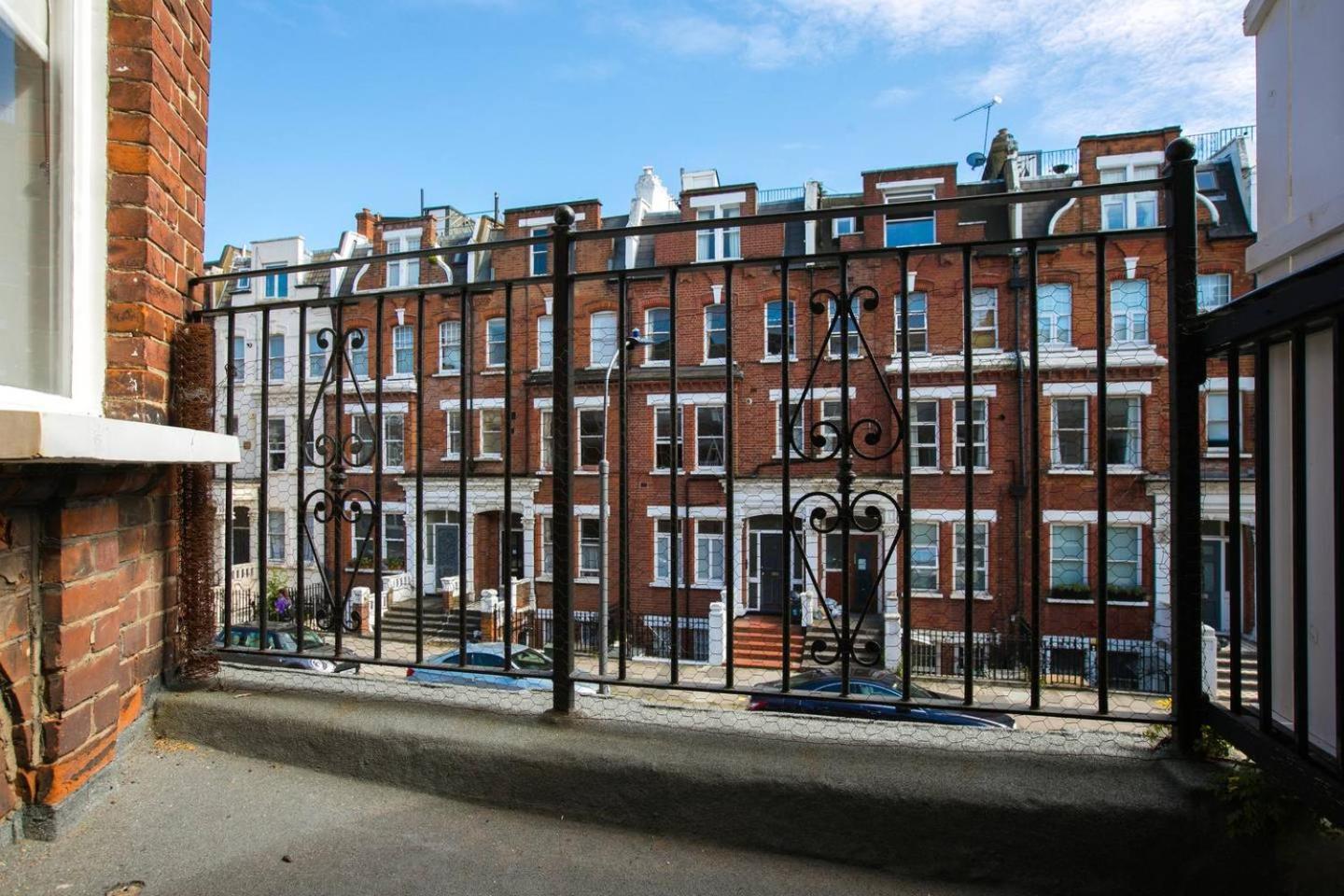 Appartement Guestready - West Kensington W/balcony *