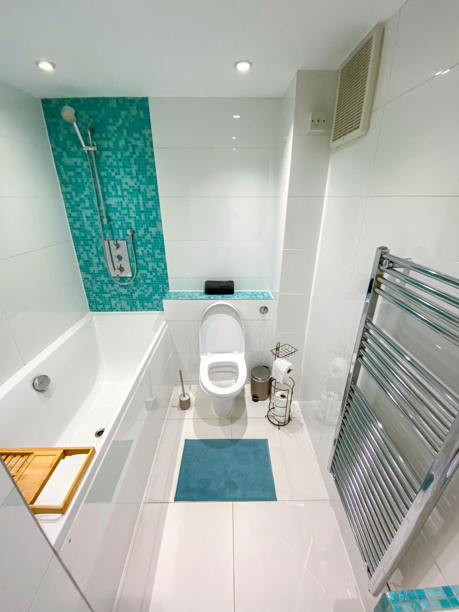 3 Bedroom Flat With Sauna 2,5 Bath, Sloane Square, Chelsea,