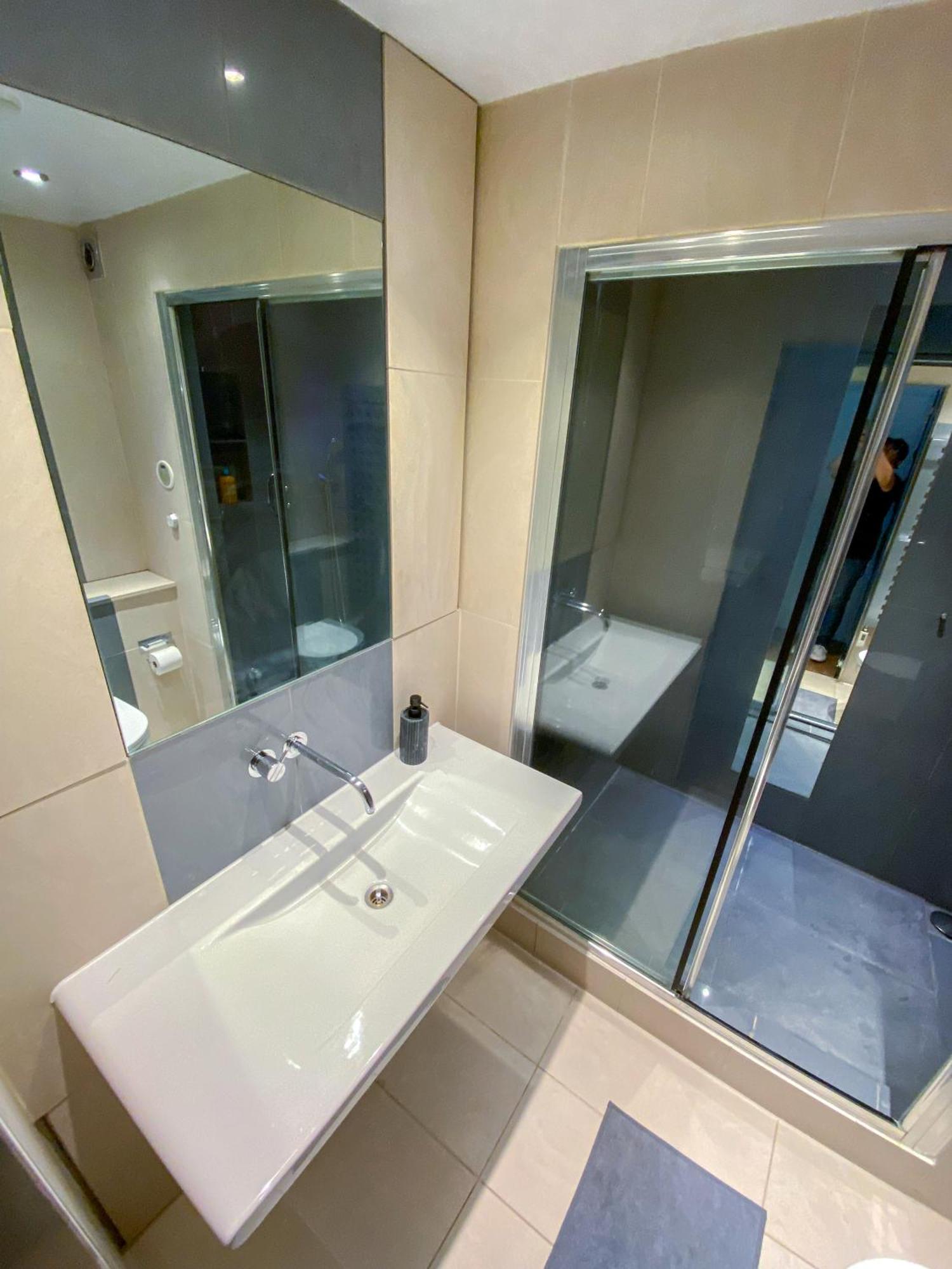 Appartement 3 Bedroom Flat With Sauna 2,5 Bath, Sloane Square, Chelsea, Londres