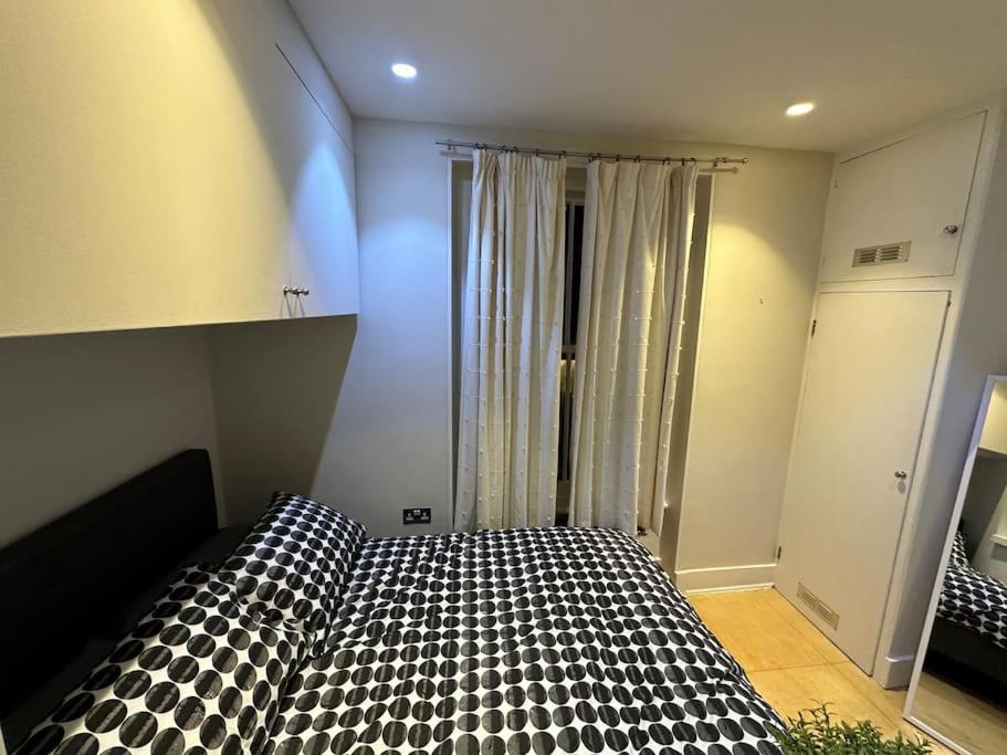Comfortable Flat Near Portobello Rd Londres