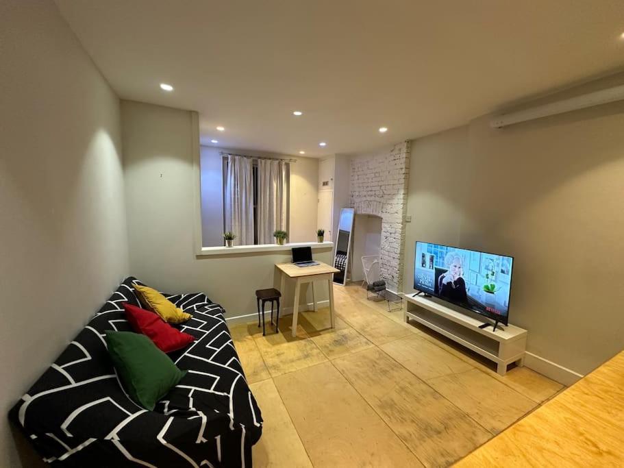 Apartamento Comfortable Flat Near Portobello Rd *