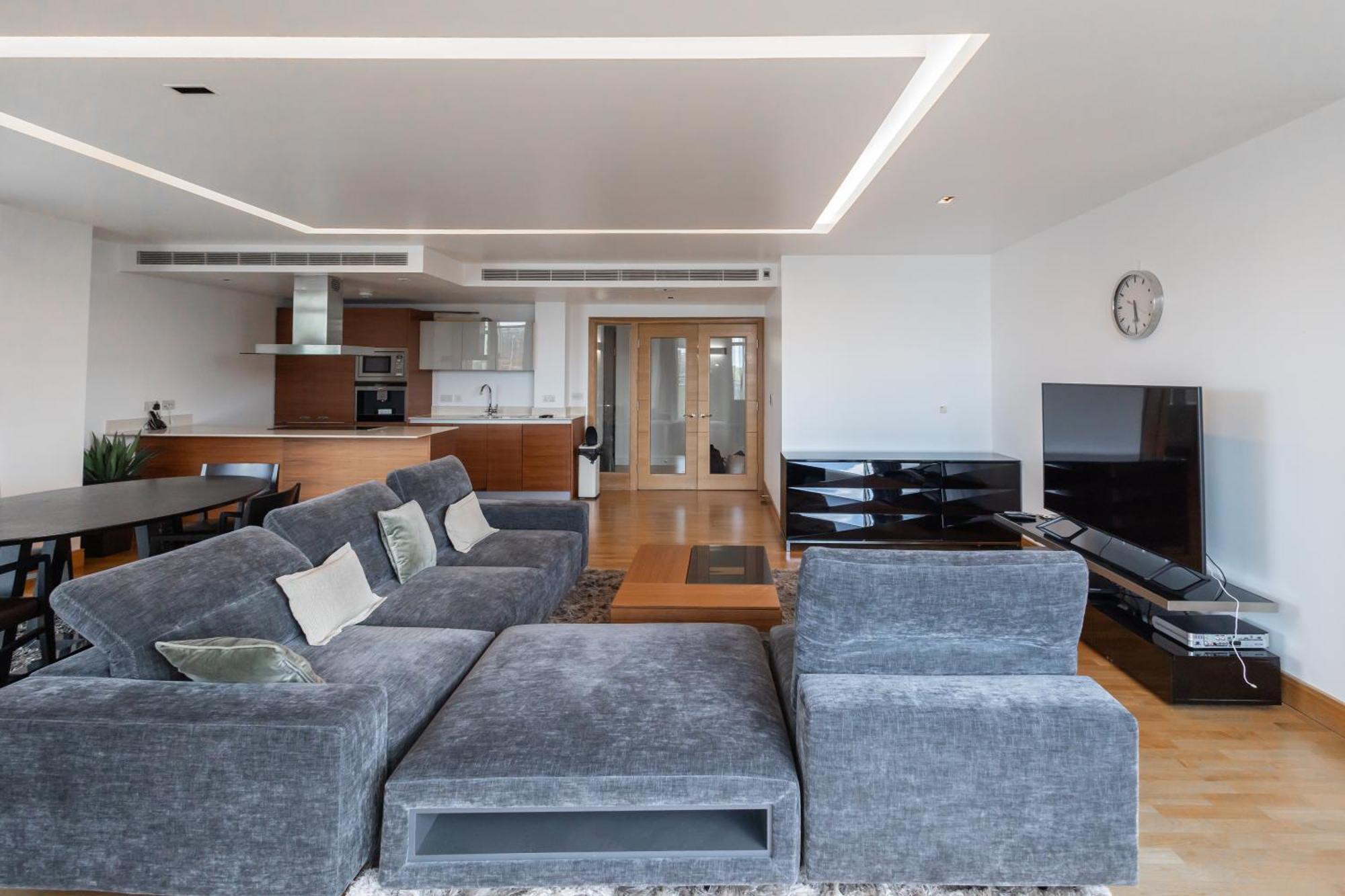 Ads Lux Lettings Ltd - Battersea Reach London
