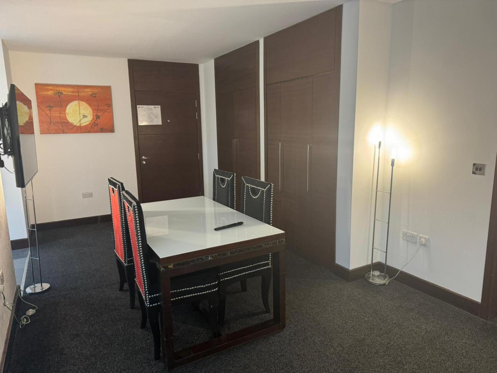 Hotel Rafayel & London