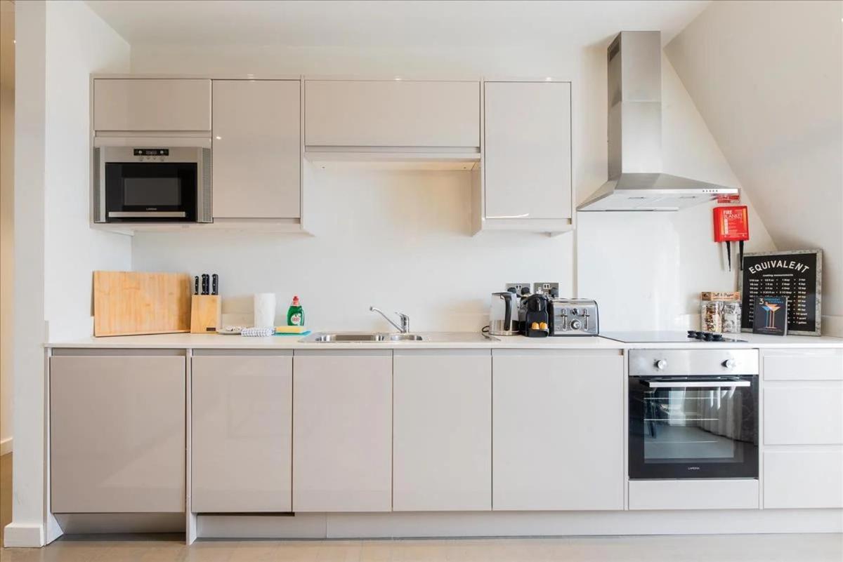 Renovu Premium Homes In Kensington * Londres