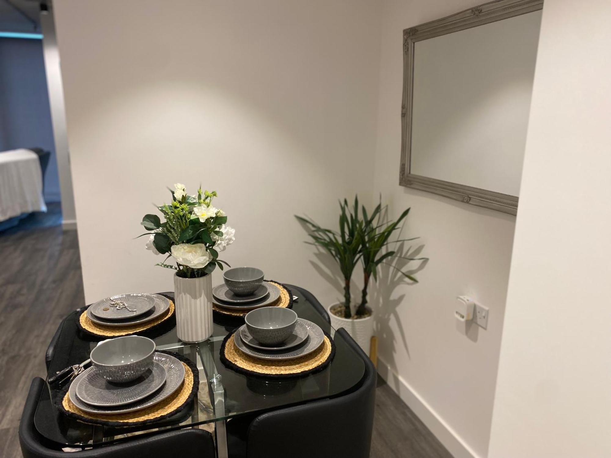 Charming 3-bed In Apartment London