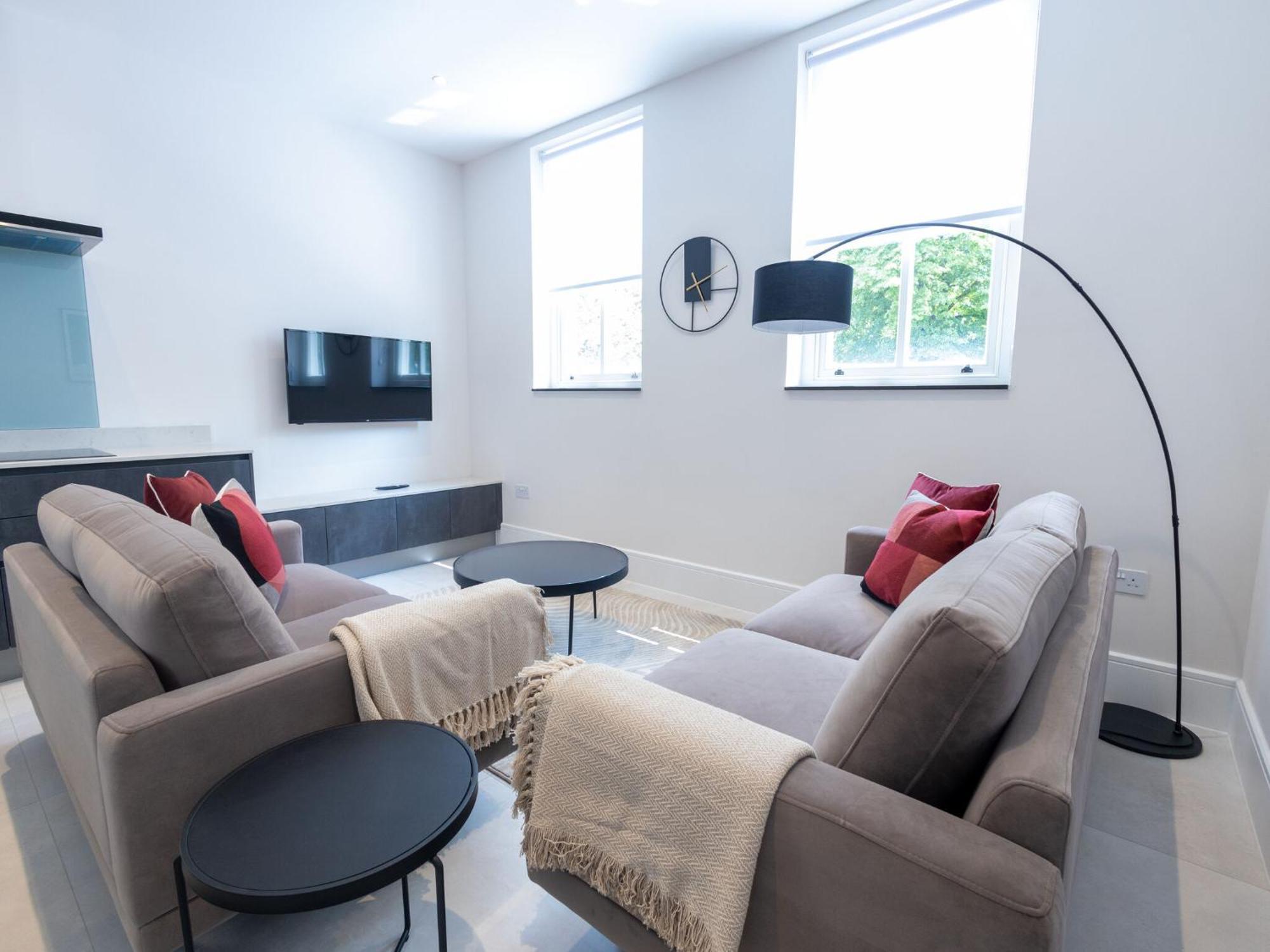 Premier Near Camden Markets Very Close To Tube Stations By Sojo * Londen