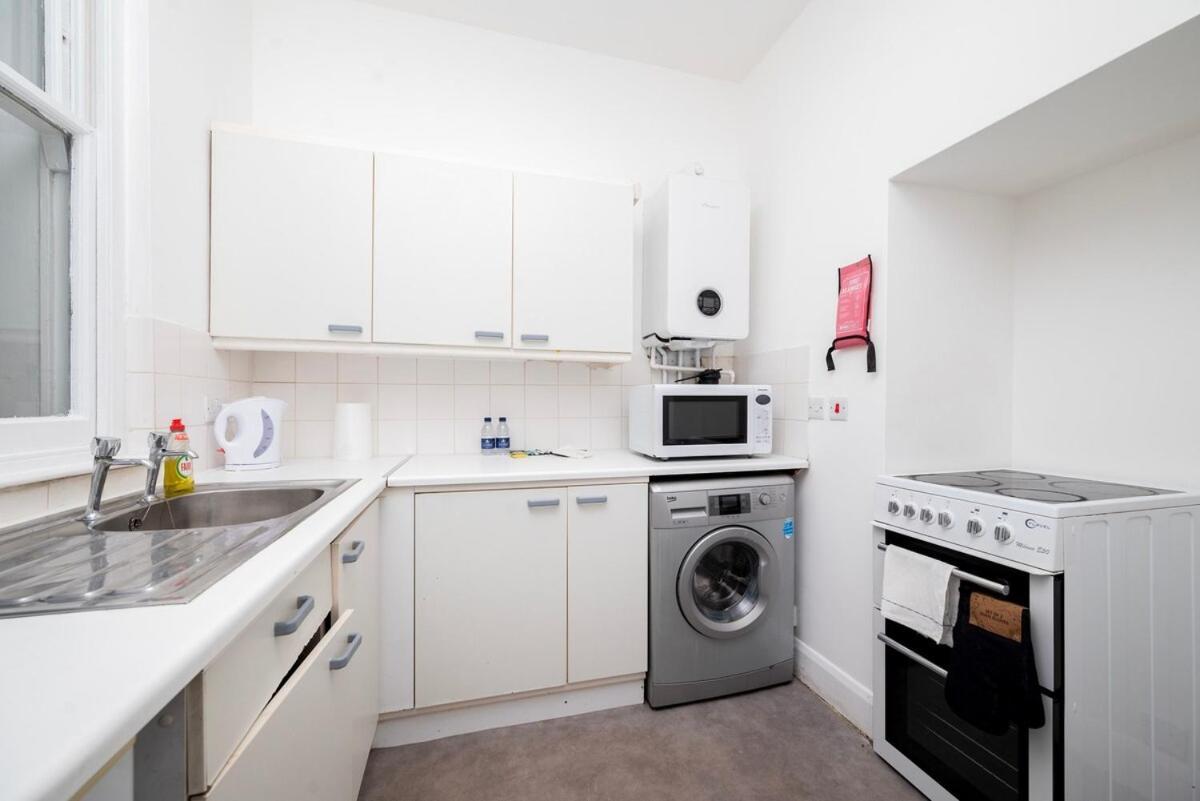 Apartamento Spacious Minimalist 1br Flat In
