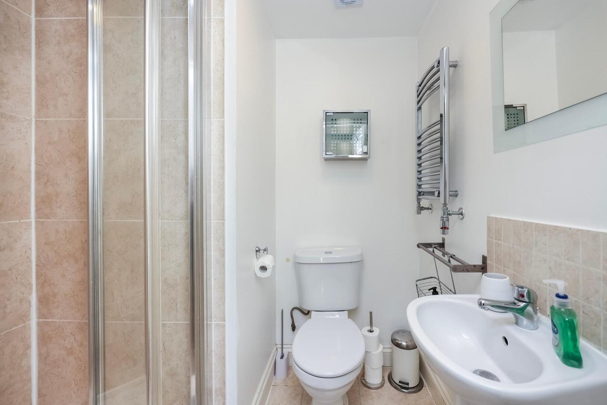 Appartement Vibrant Clapham Double Bedroom *