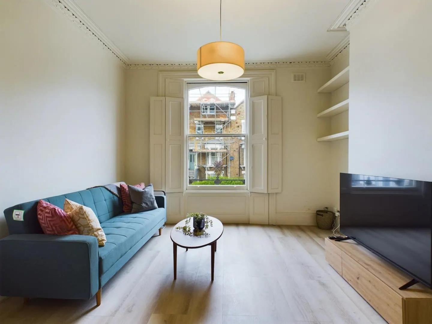 Apartment Pass The Keys Modern In East London